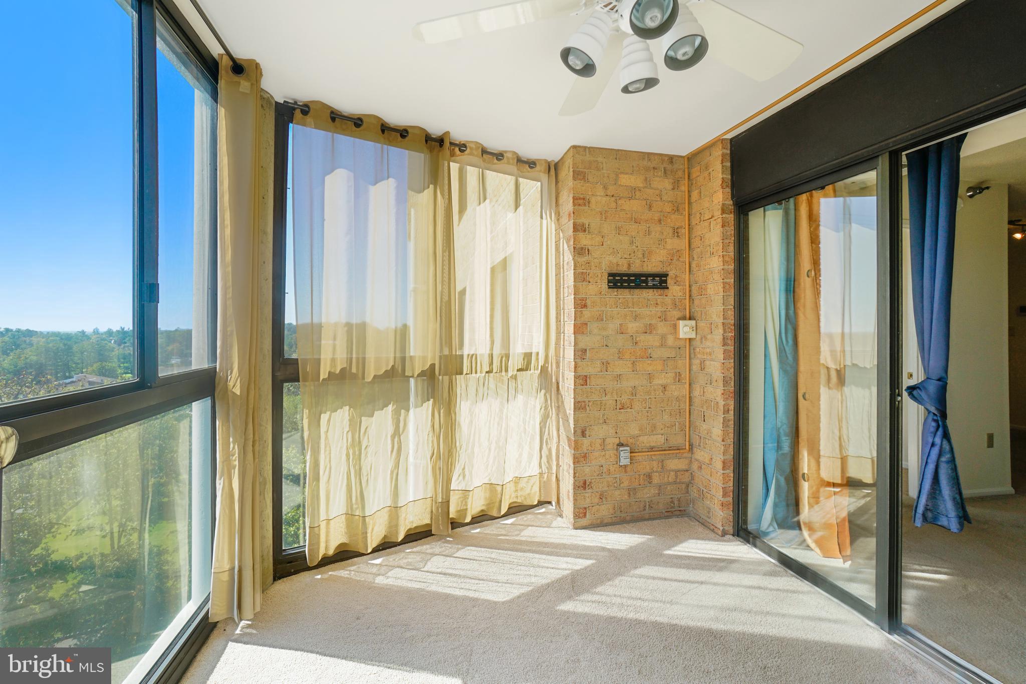 GREENS AT LEISURE WORLD - Residential