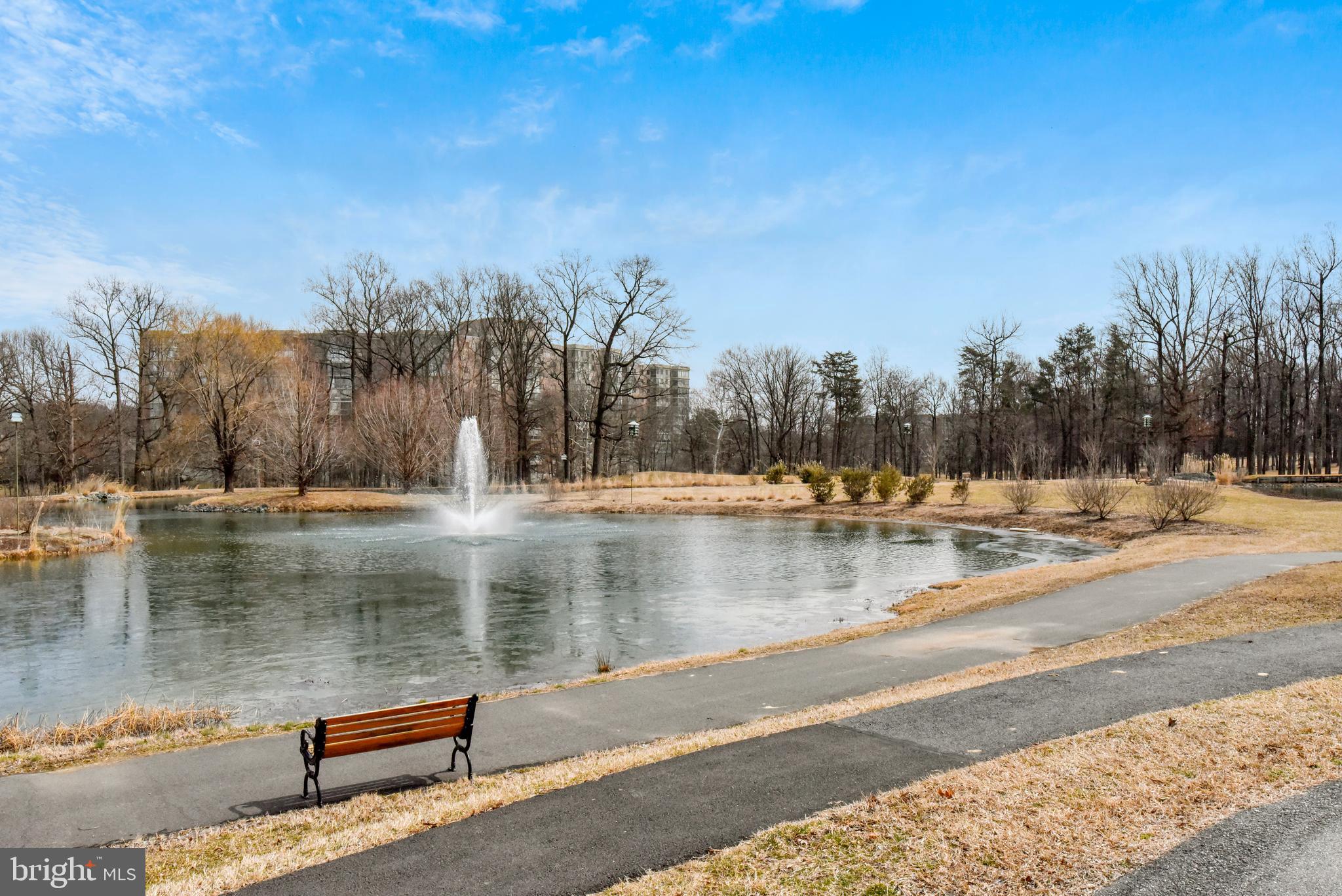 GREENS AT LEISURE WORLD - Residential