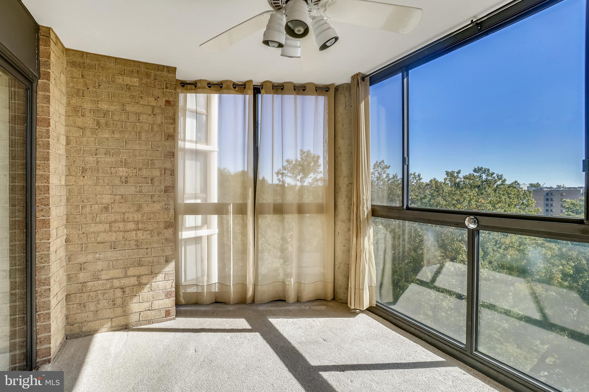 GREENS AT LEISURE WORLD - Residential