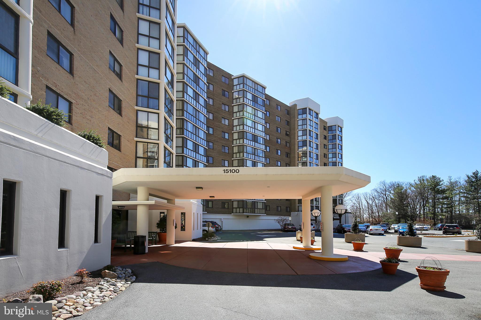 GREENS AT LEISURE WORLD - Residential