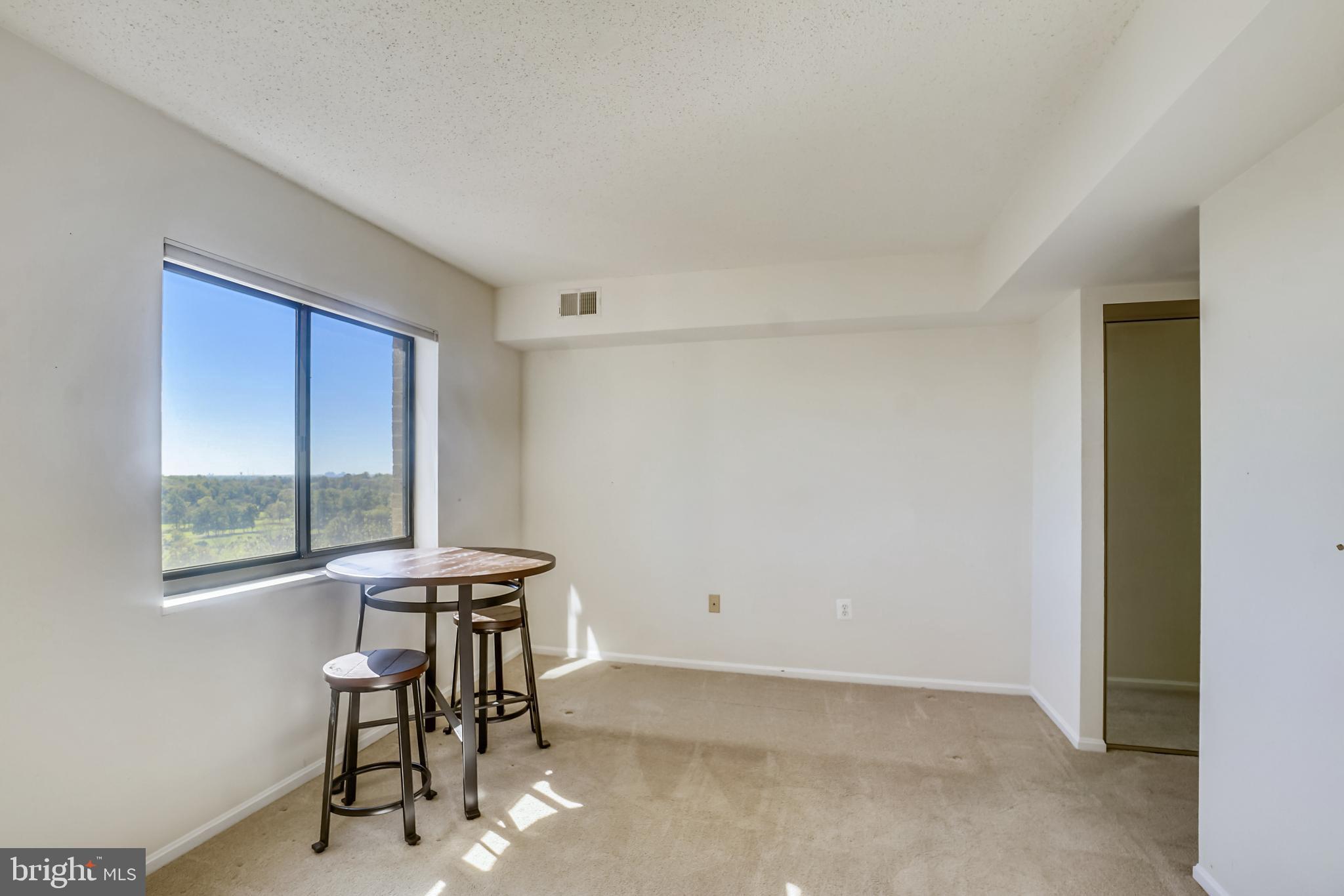 GREENS AT LEISURE WORLD - Residential