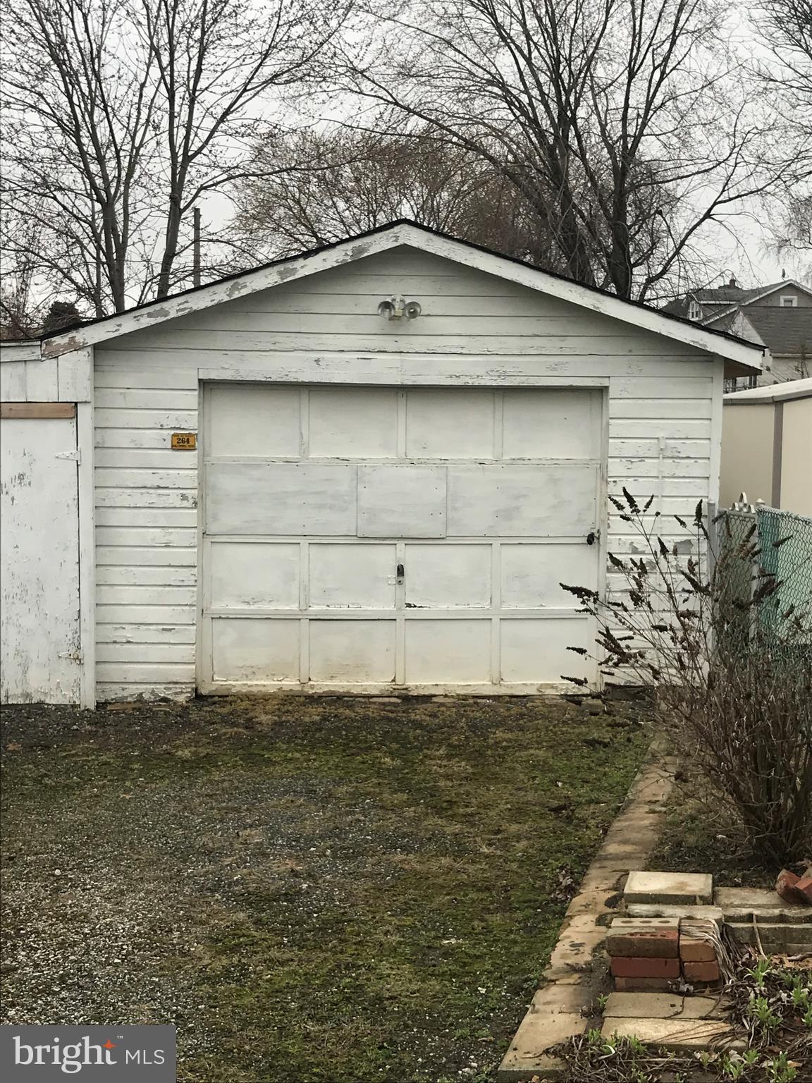 LINDEN HEIGHTS - Residential