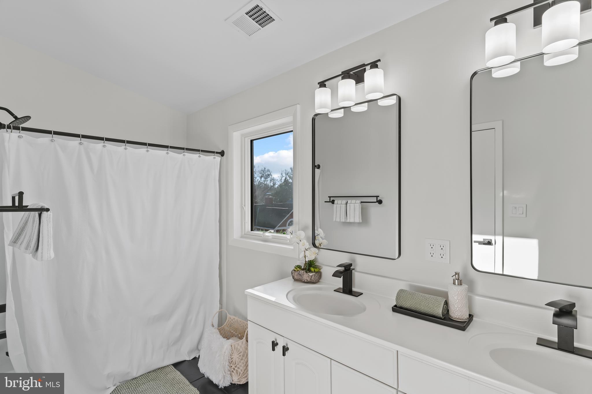 WALNUT HILL ESTATES - Residential