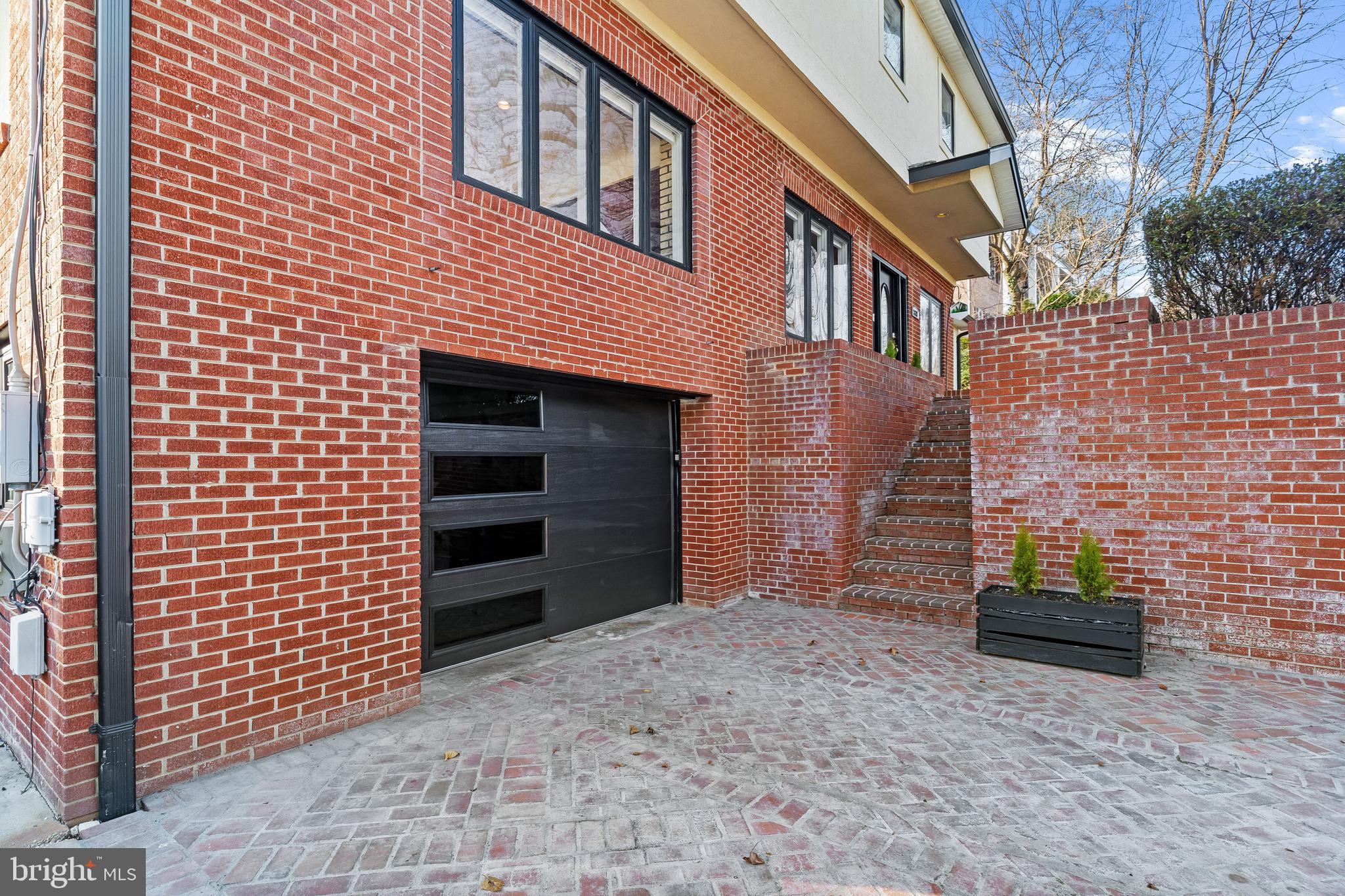 WALNUT HILL ESTATES - Residential