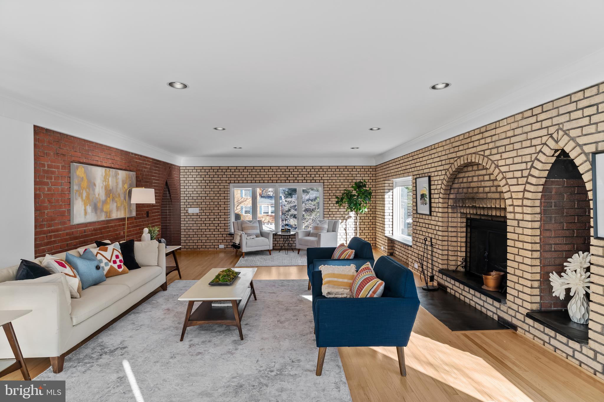 WALNUT HILL ESTATES - Residential