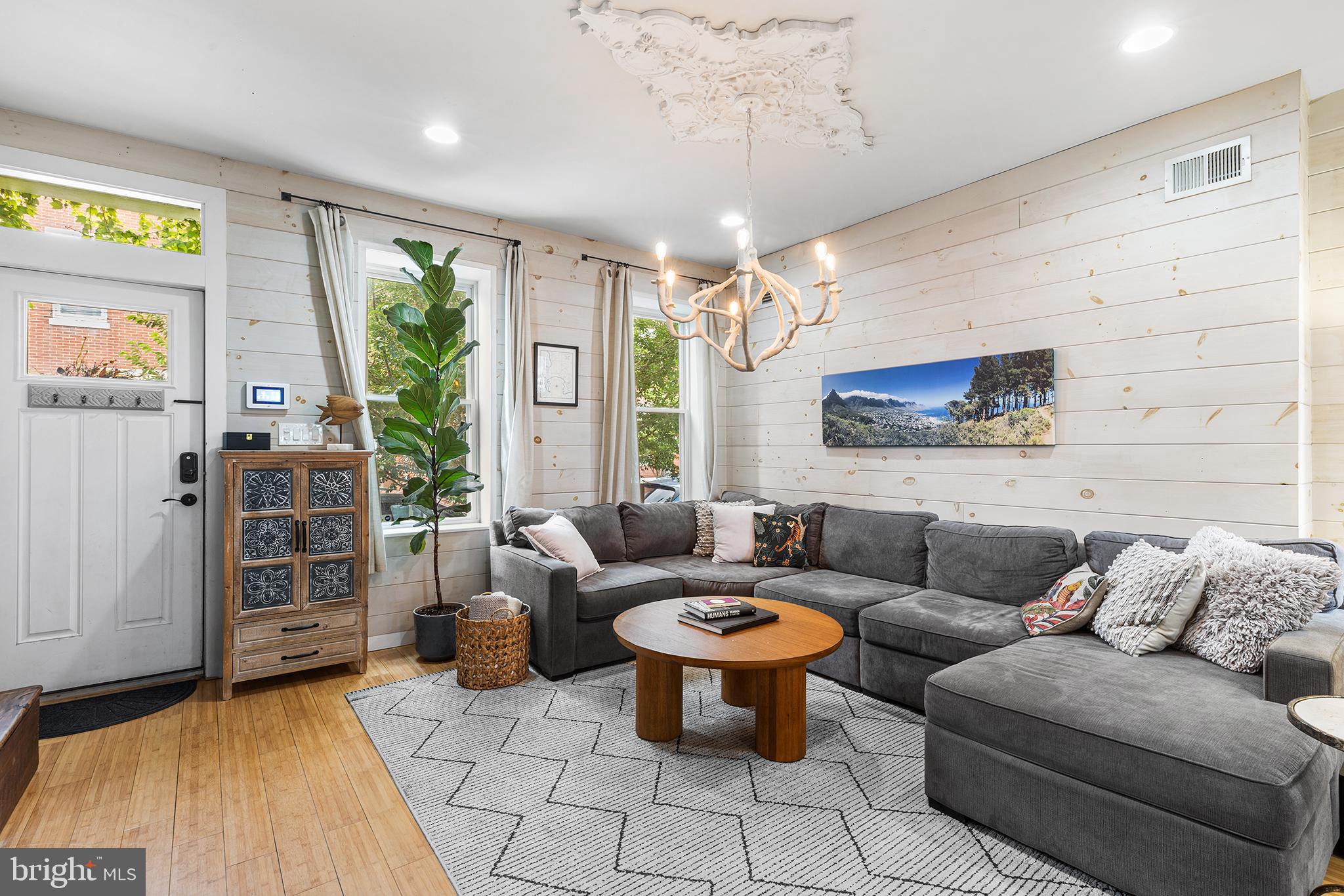 1337 MARLBOROUGH STREET