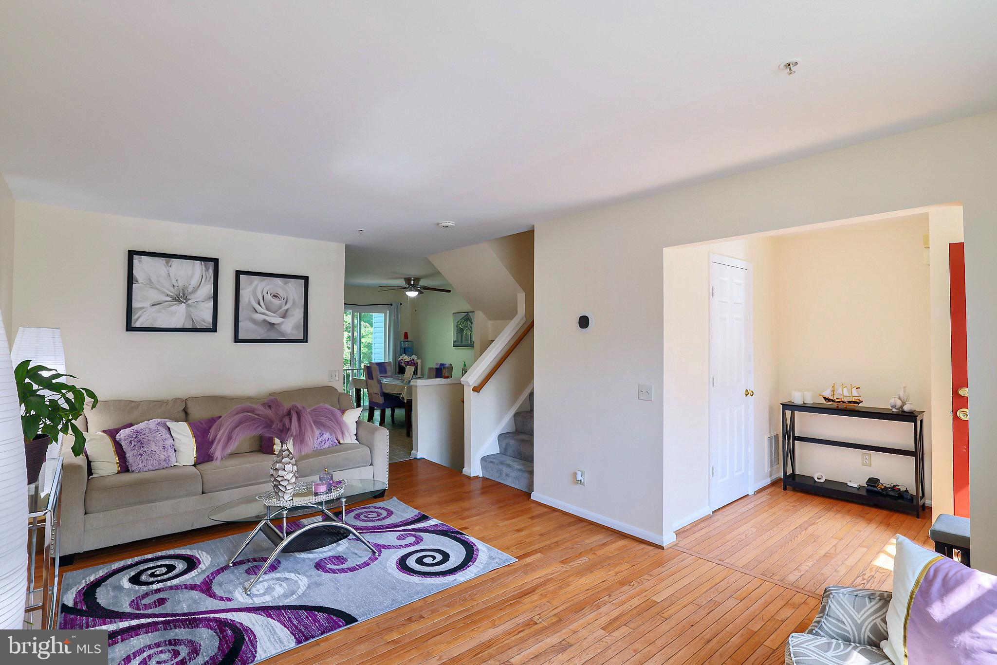 CLOVERLEAF COMMONS - Residential Lease