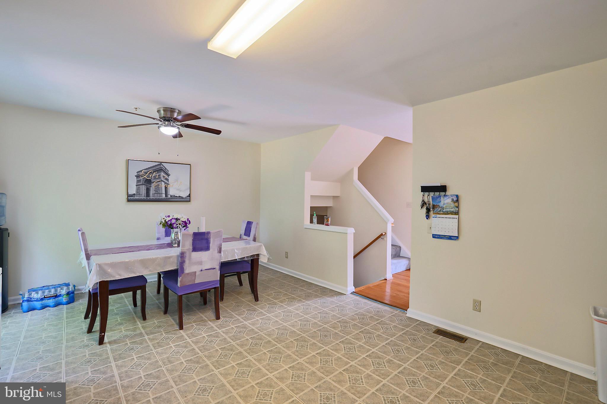 CLOVERLEAF COMMONS - Residential Lease