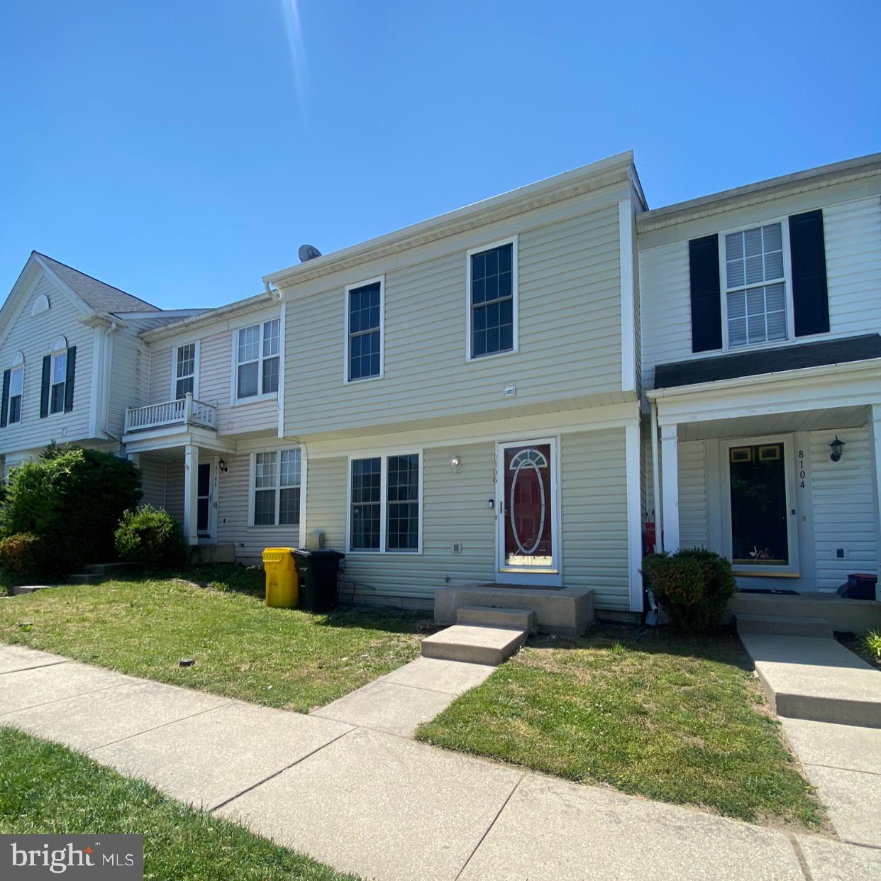 CLOVERLEAF COMMONS - Residential Lease