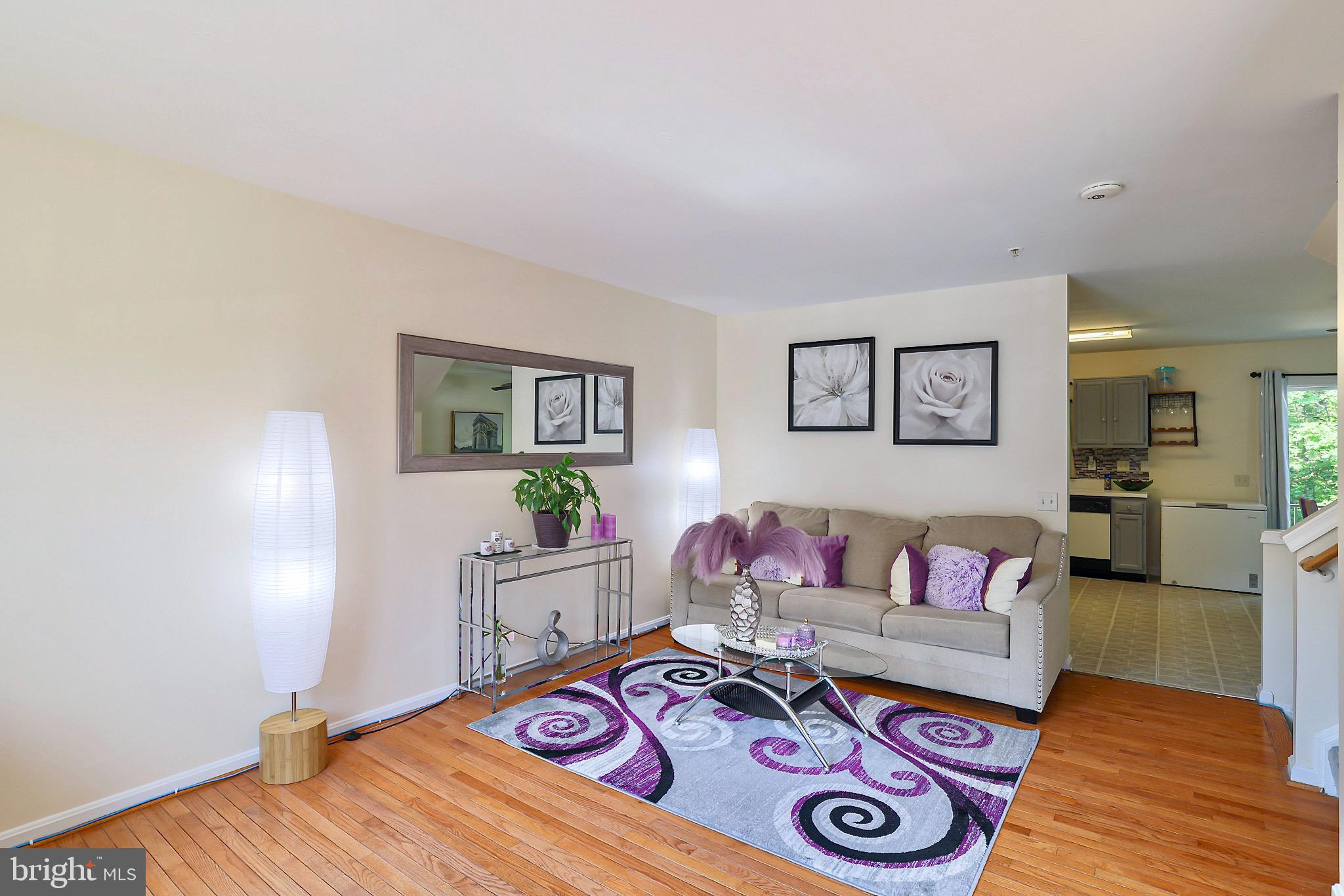 CLOVERLEAF COMMONS - Residential Lease