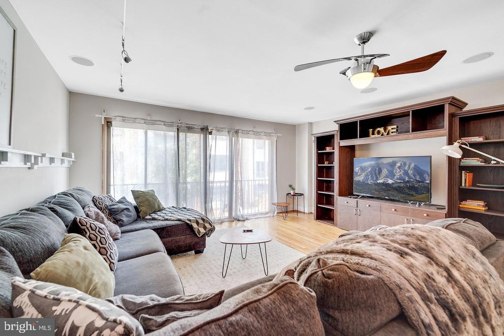 Photo of 116 South Street, PHILADELPHIA, PA 19147 (MLS # PAPH2585750)