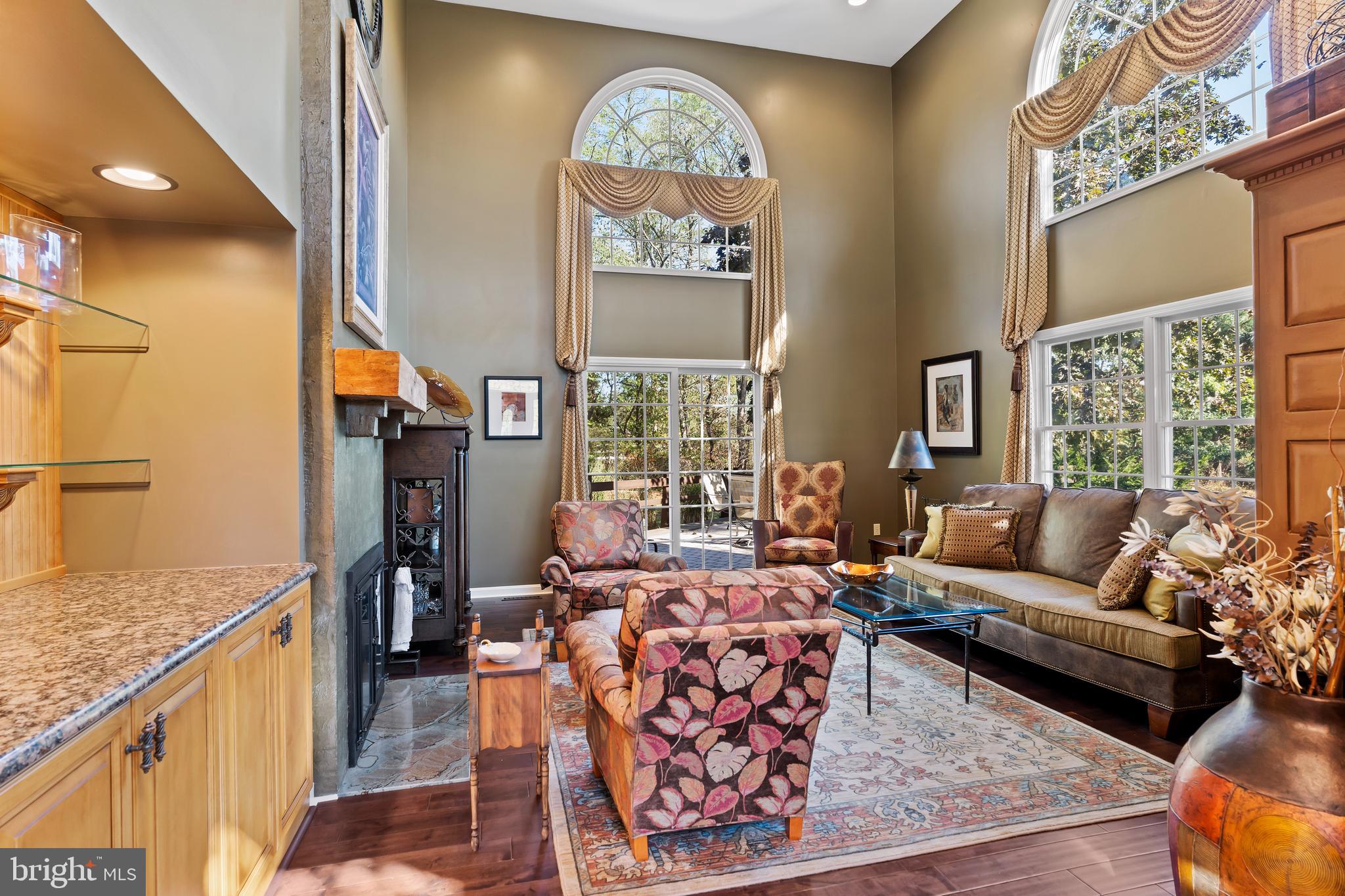 THE RIDINGS - Residential