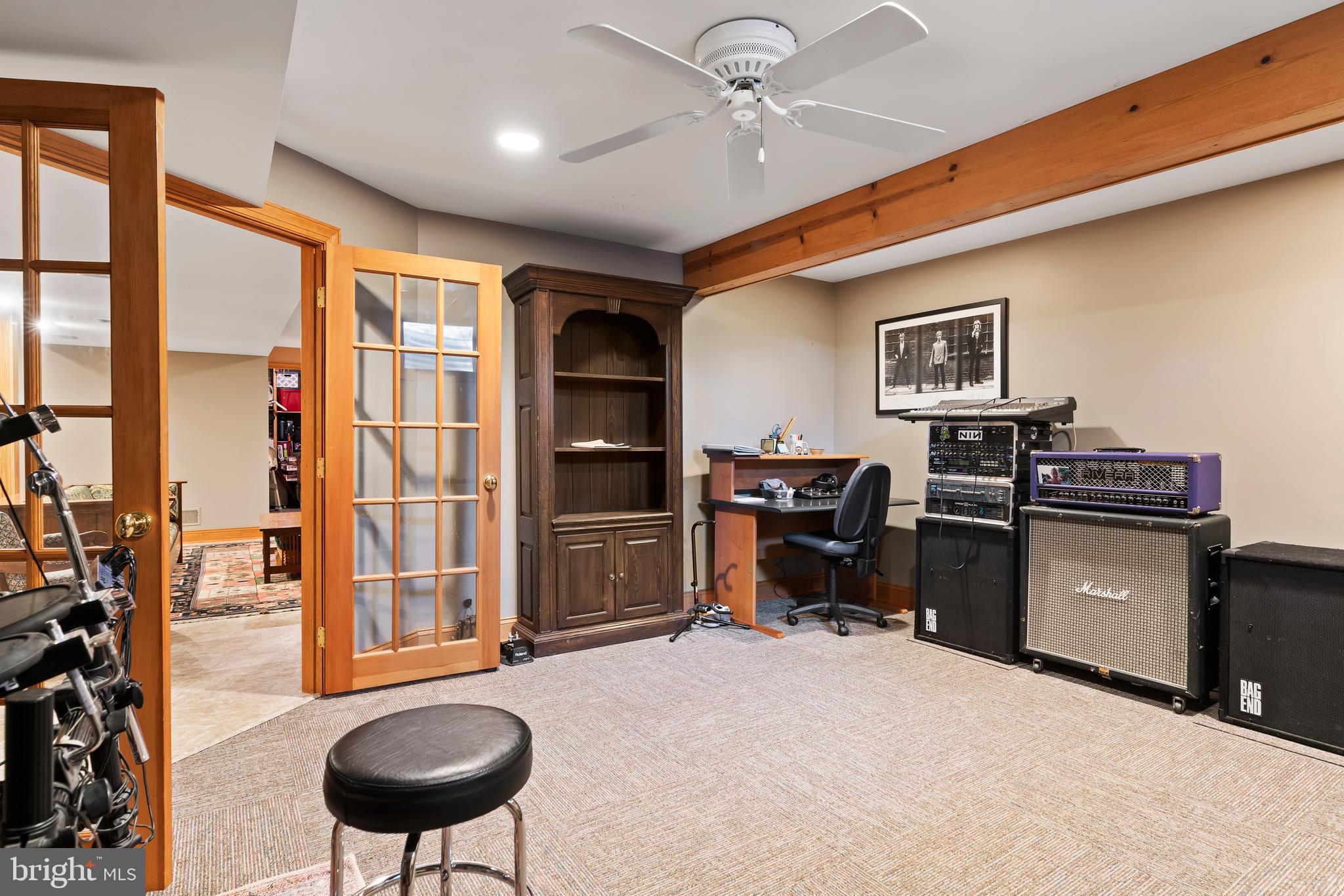 THE RIDINGS - Residential