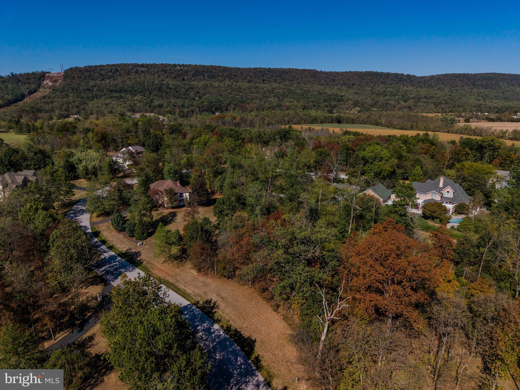 THE RIDINGS - Residential