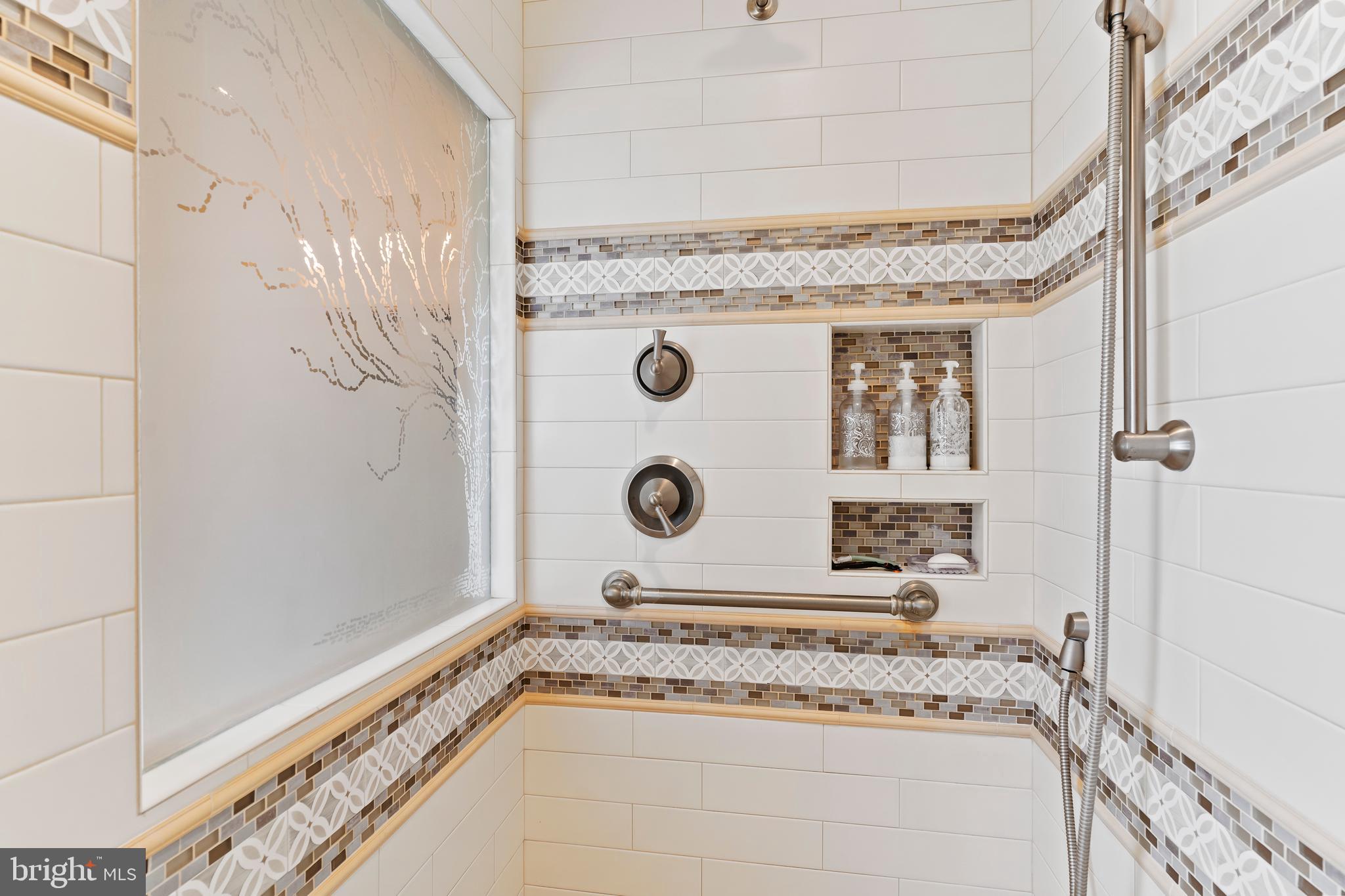 THE RIDINGS - Residential