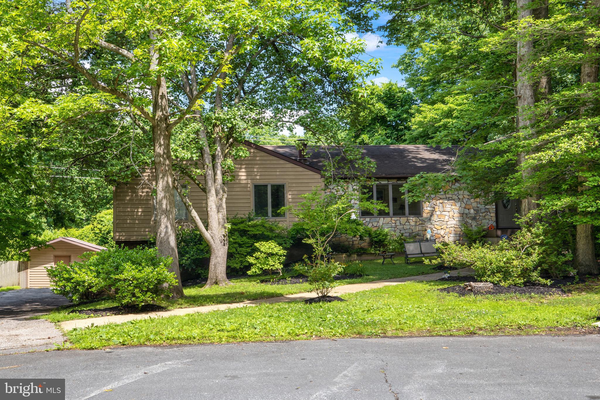 WOODLORE - Residential