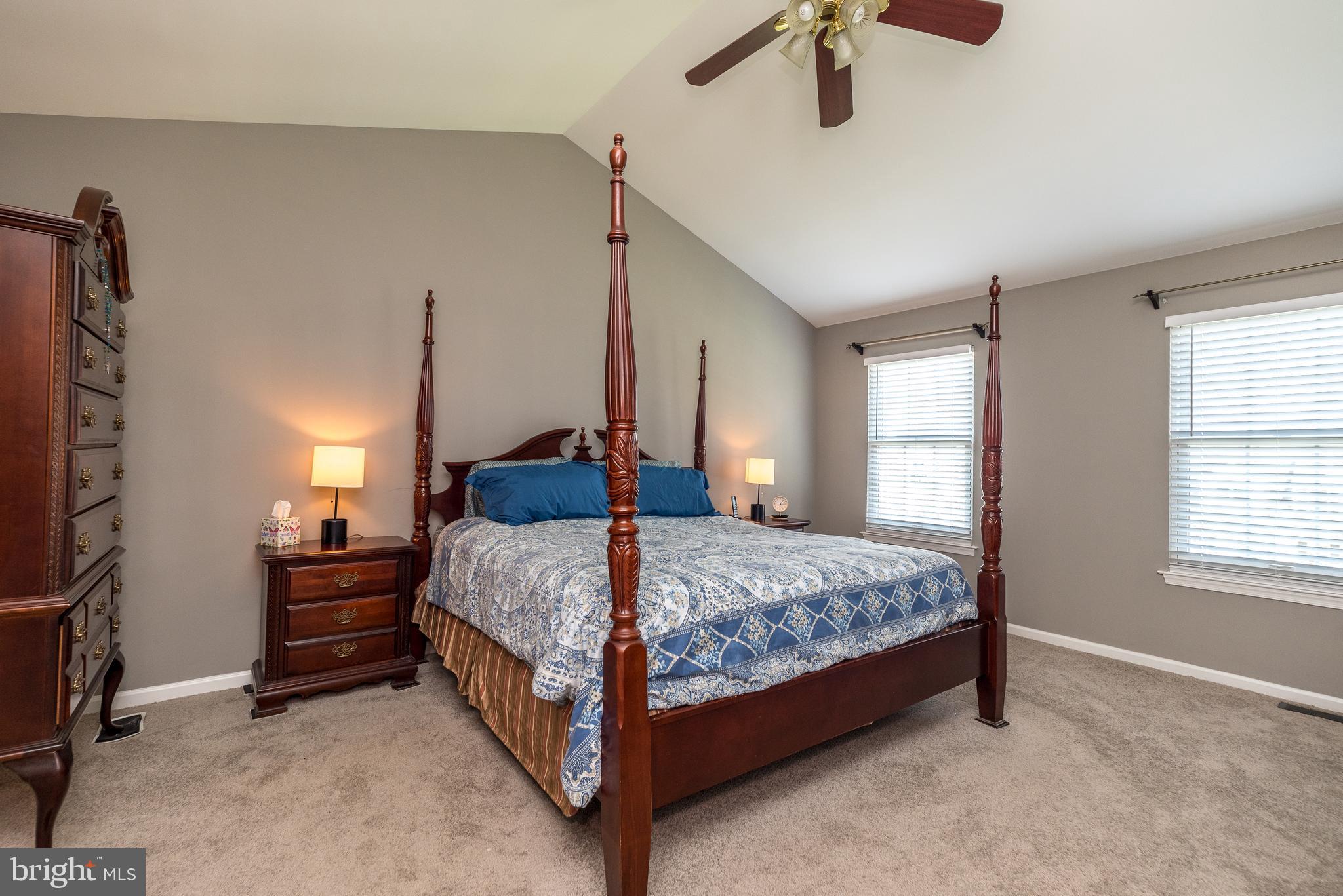 MONTGOMERY HOLLOW - Residential