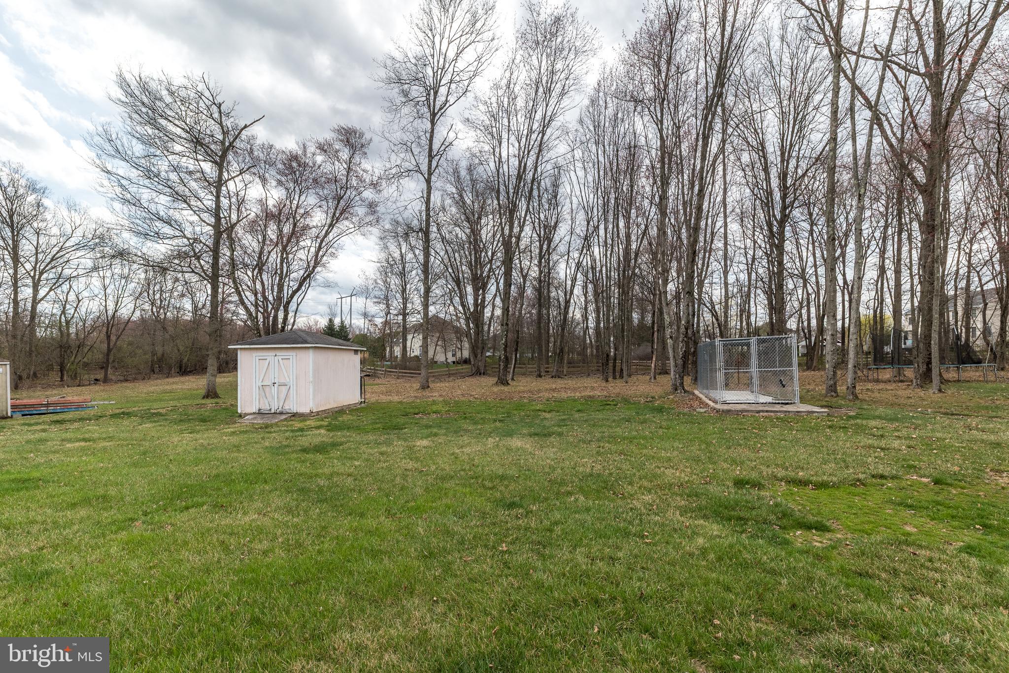 MONTGOMERY HOLLOW - Residential