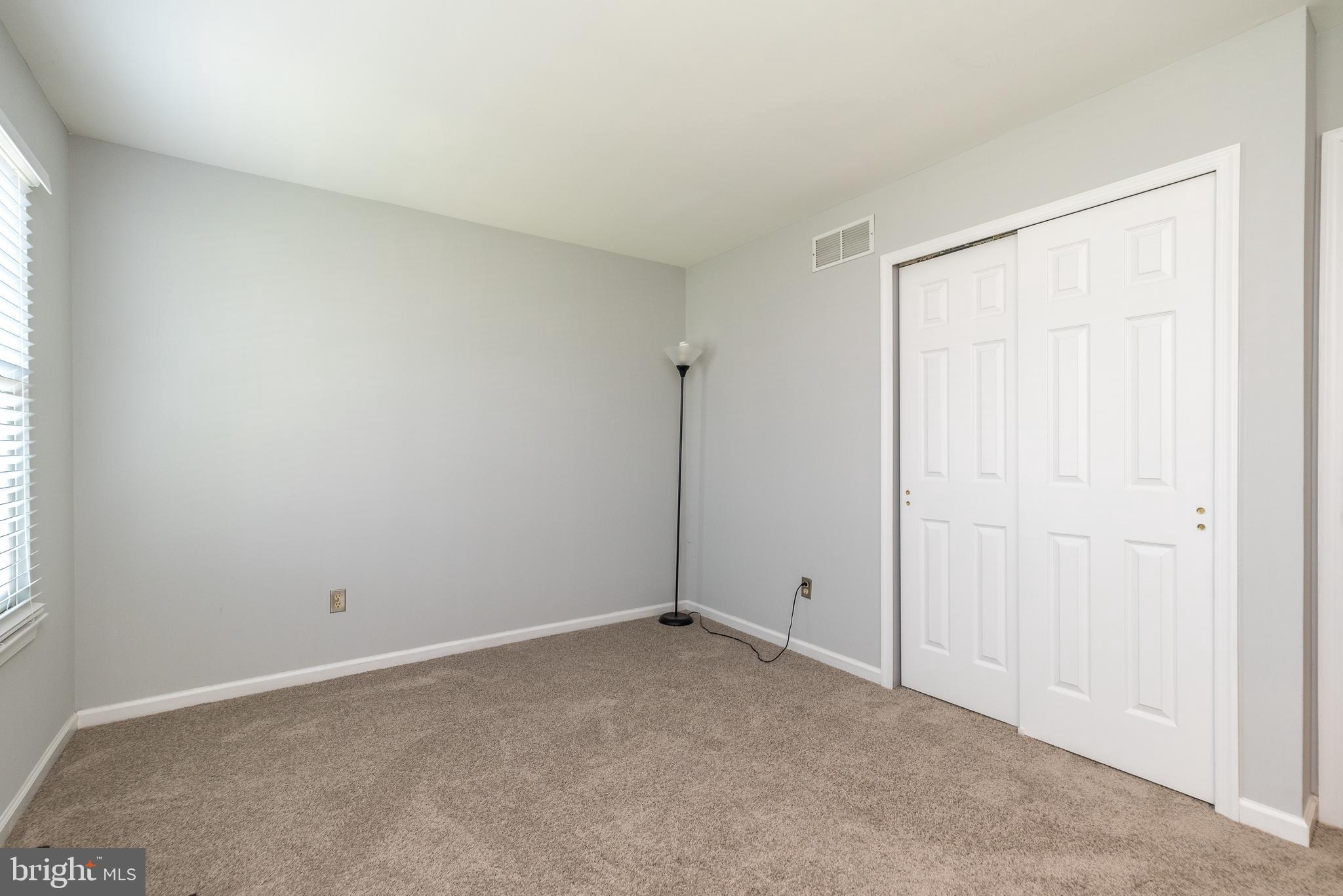 MONTGOMERY HOLLOW - Residential