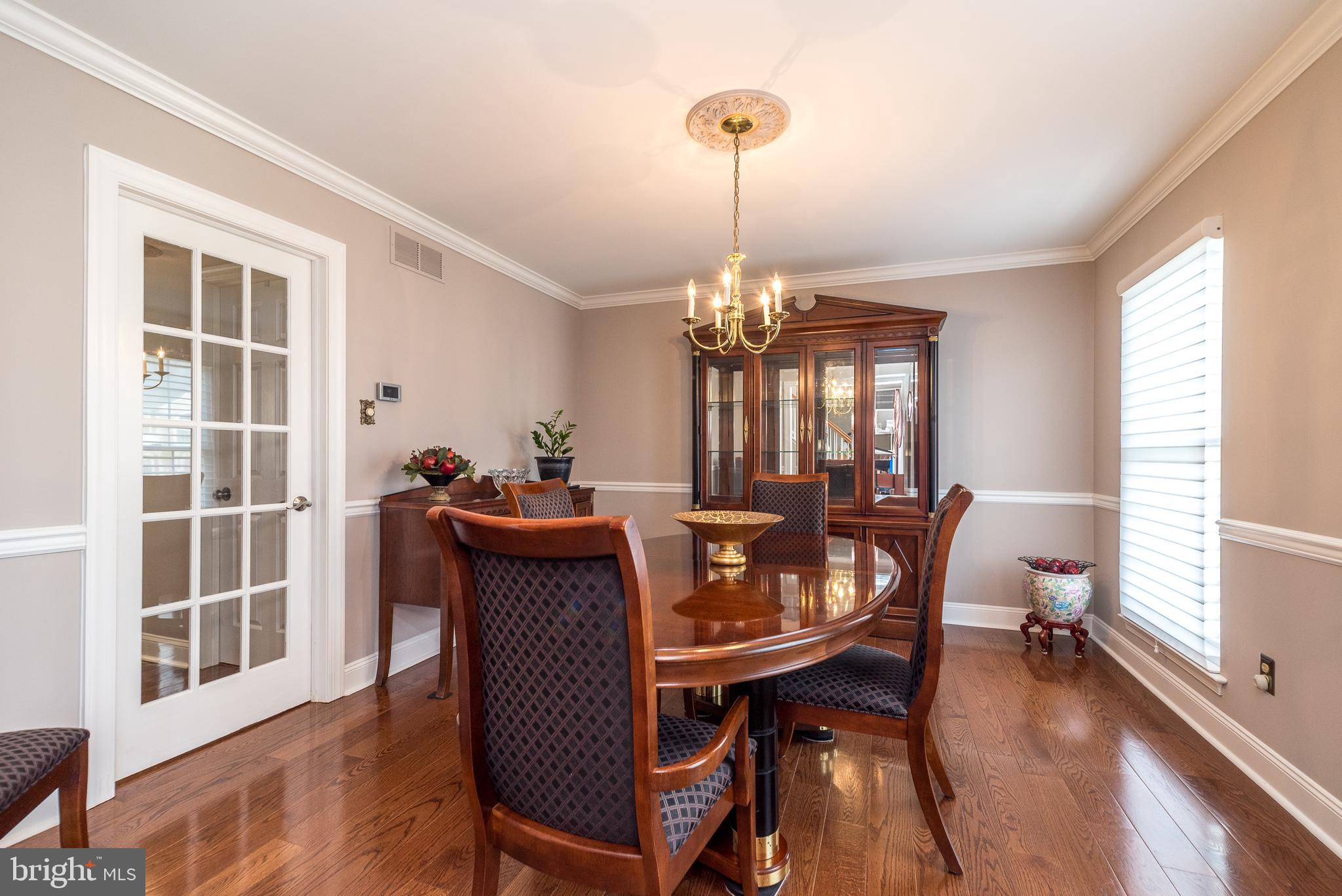 MONTGOMERY HOLLOW - Residential