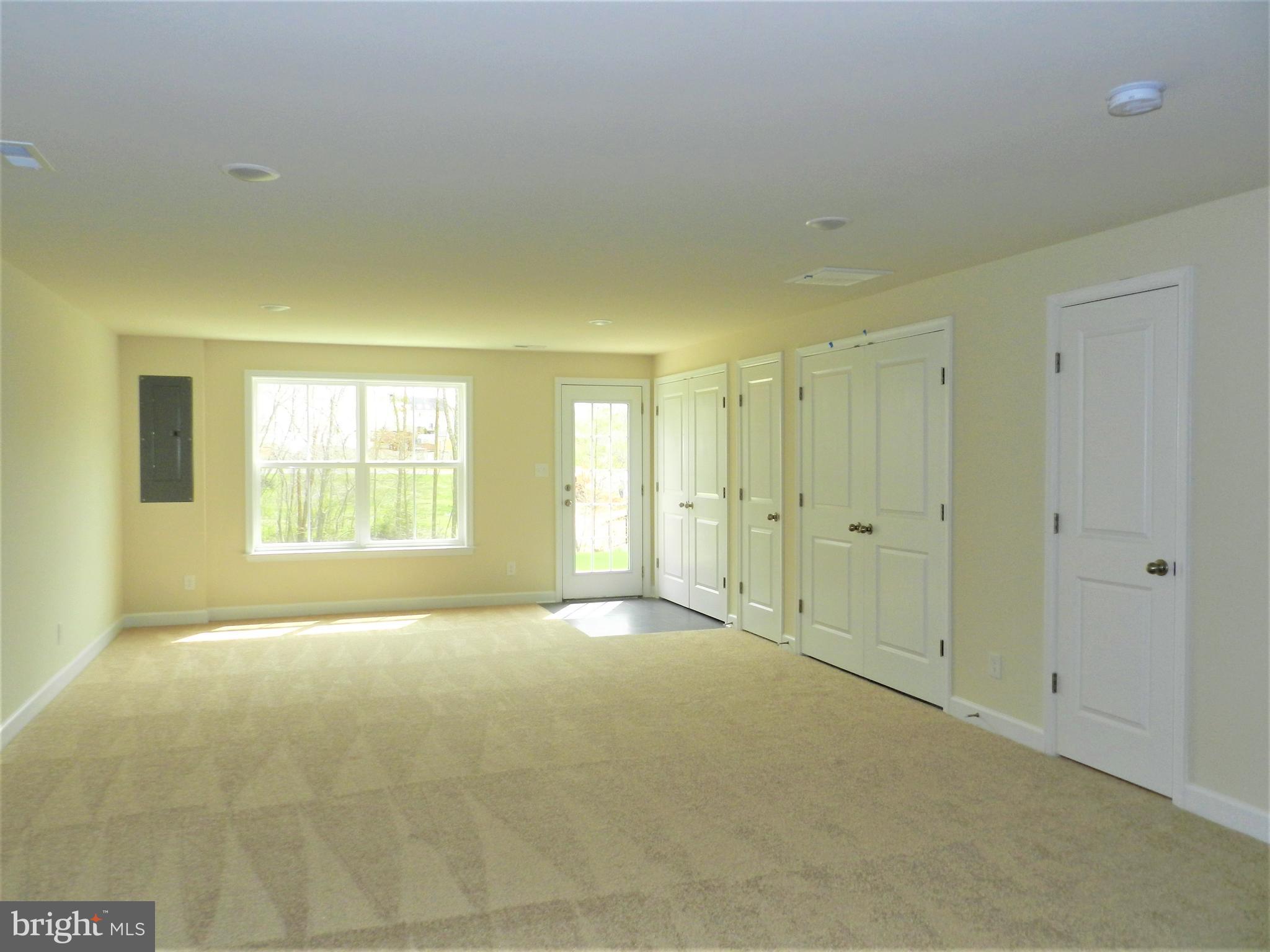 HEATHER HILLS - Residential Lease