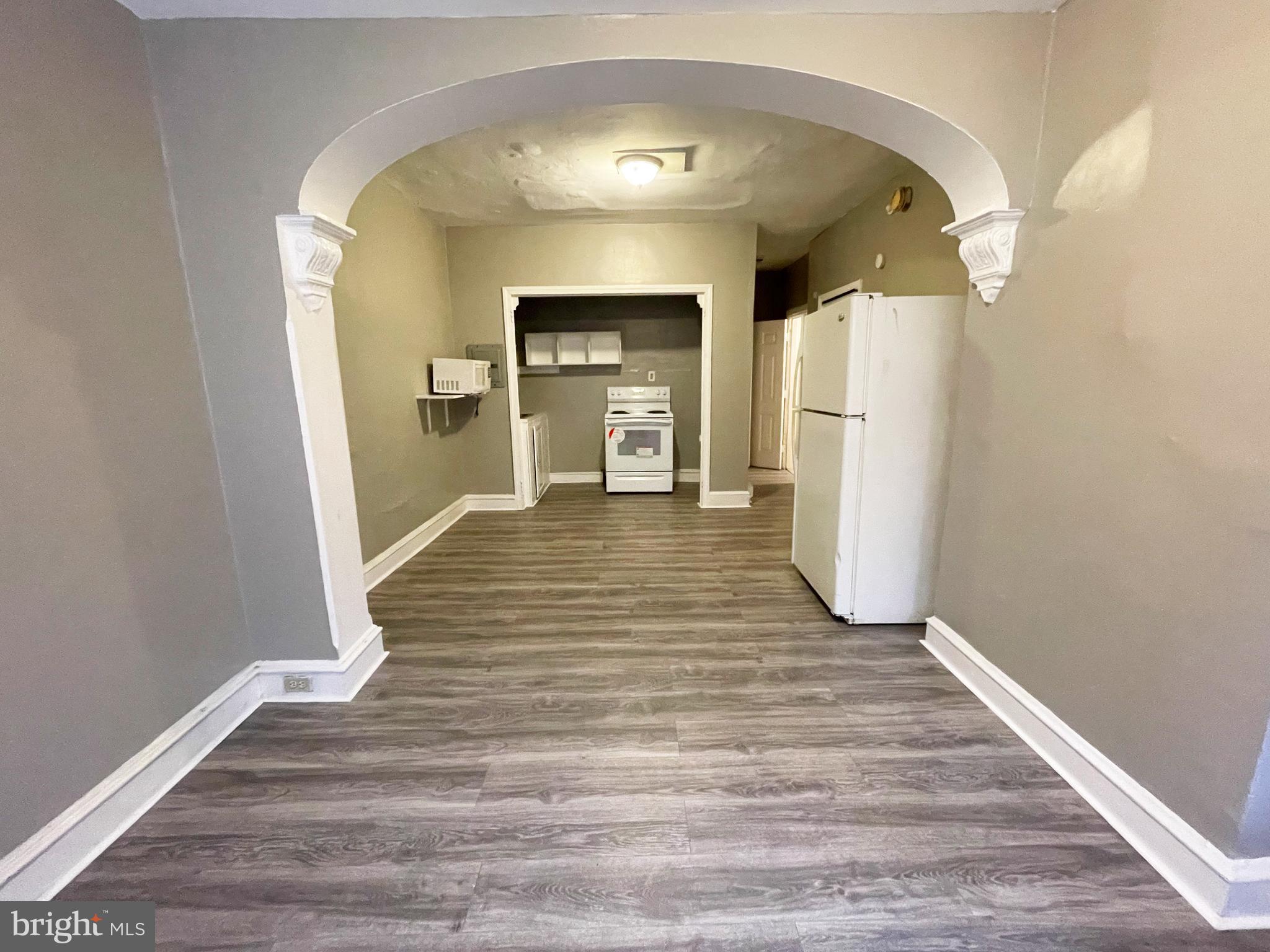 FRANKFORD - Residential Lease