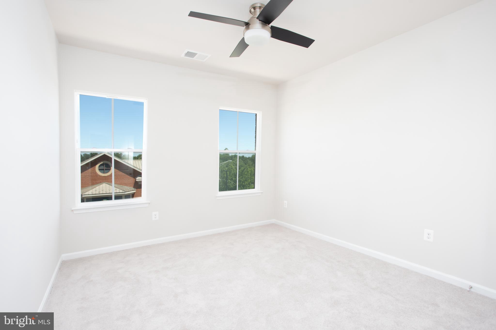 HASTINGS MARKETPLACE - Residential Lease