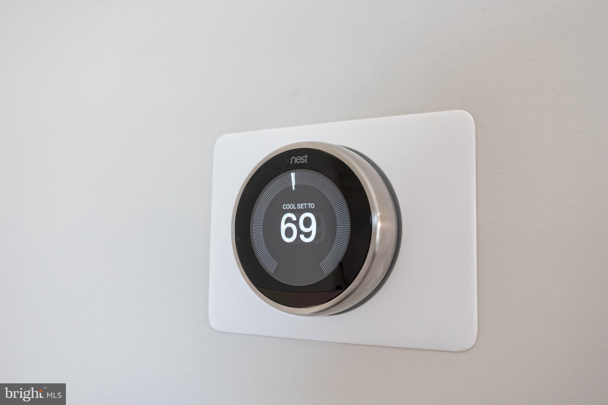 HASTINGS MARKETPLACE - Residential Lease