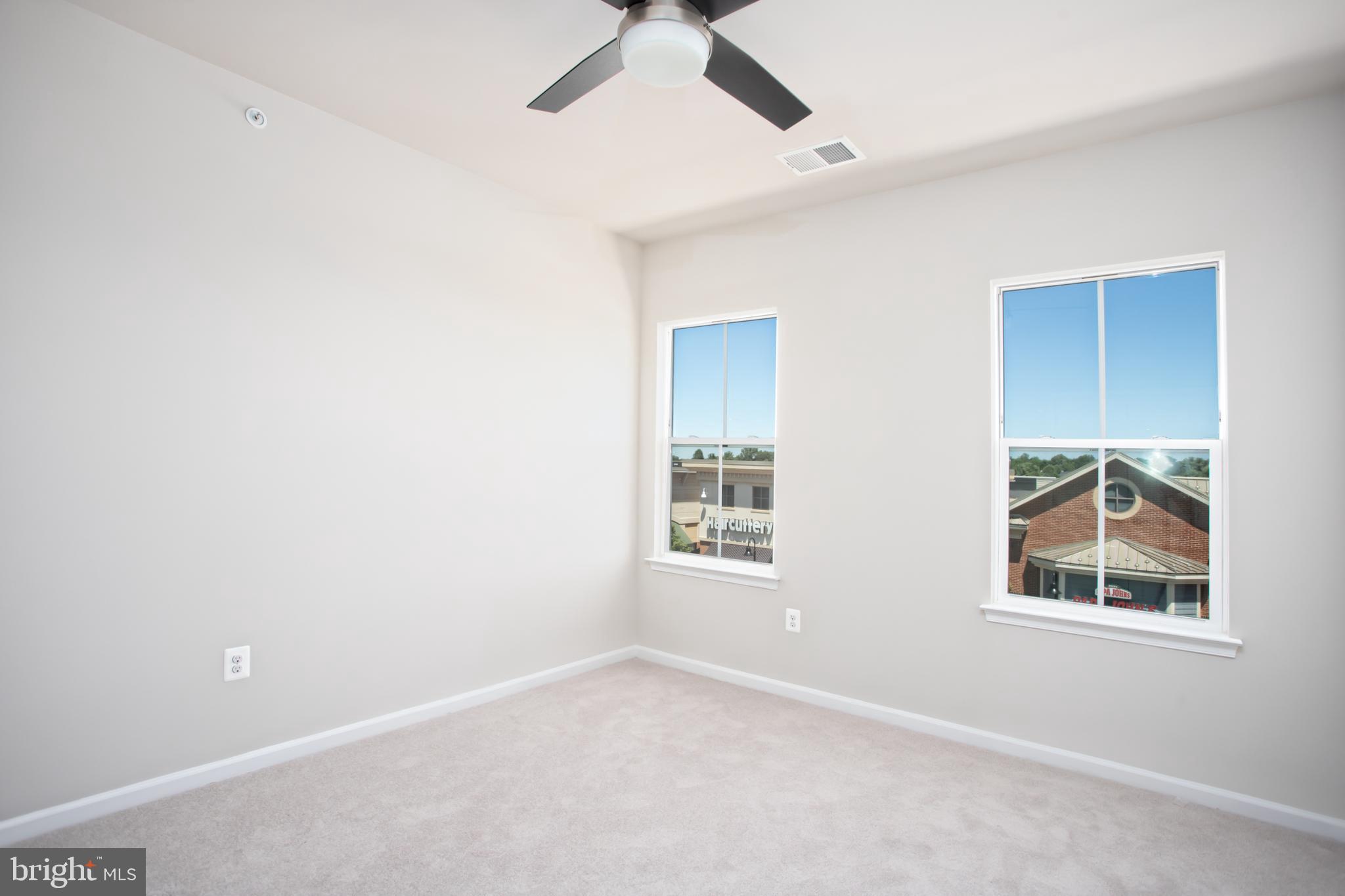 HASTINGS MARKETPLACE - Residential Lease