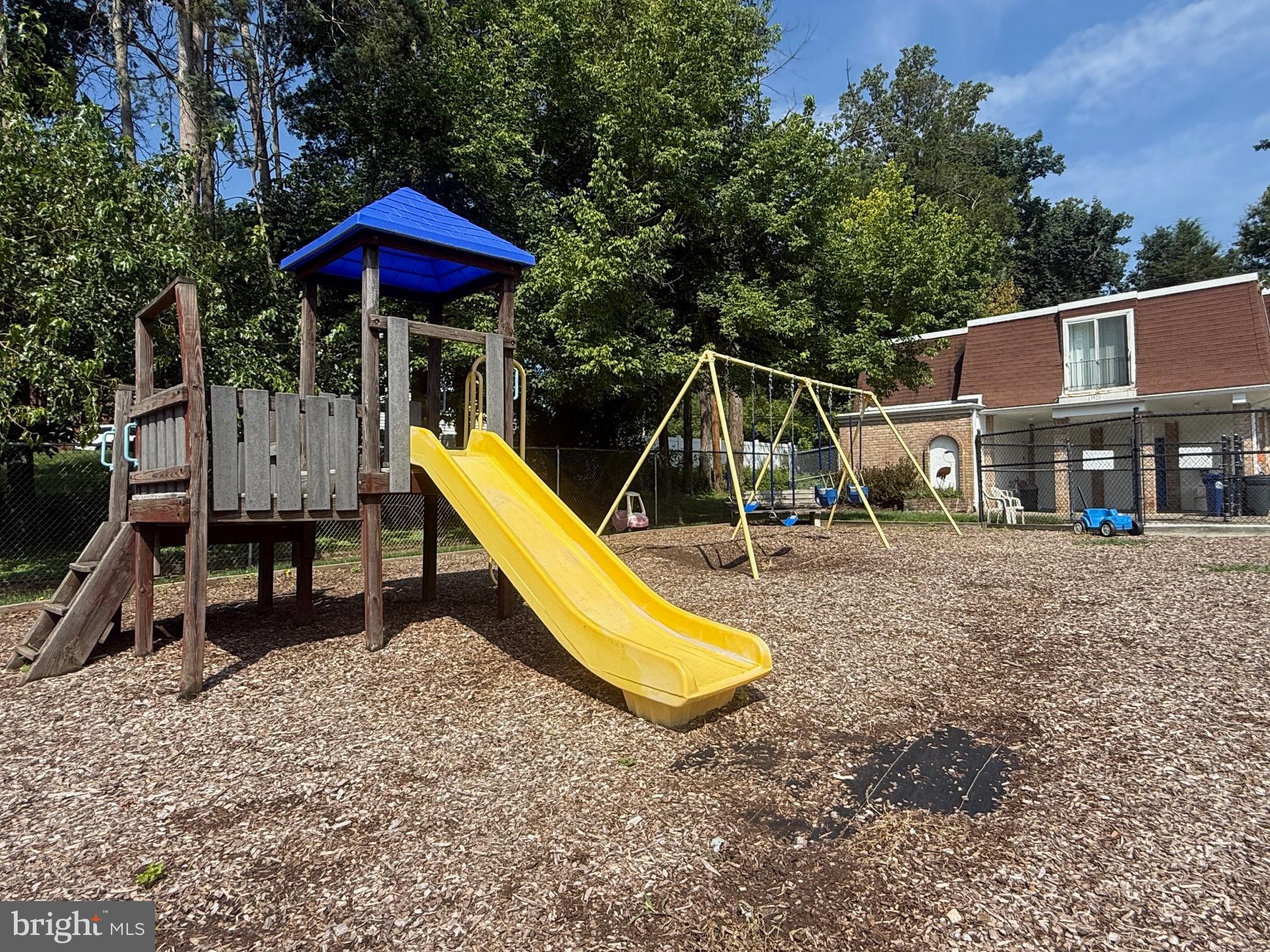 GREENBERRY WOODS - Residential Lease