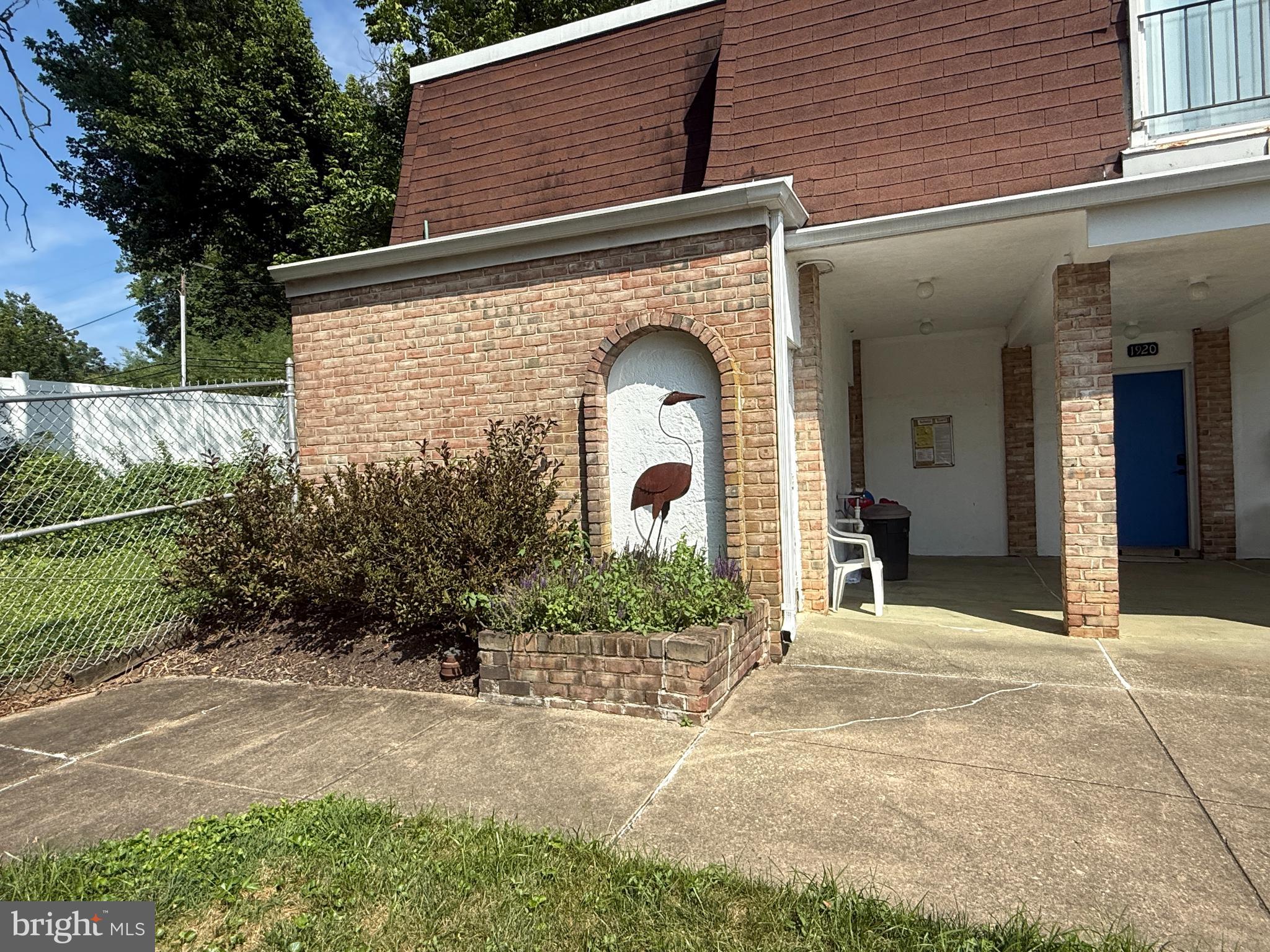 GREENBERRY WOODS - Residential Lease