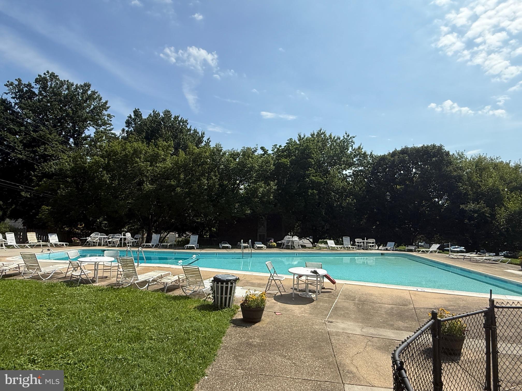 GREENBERRY WOODS - Residential Lease