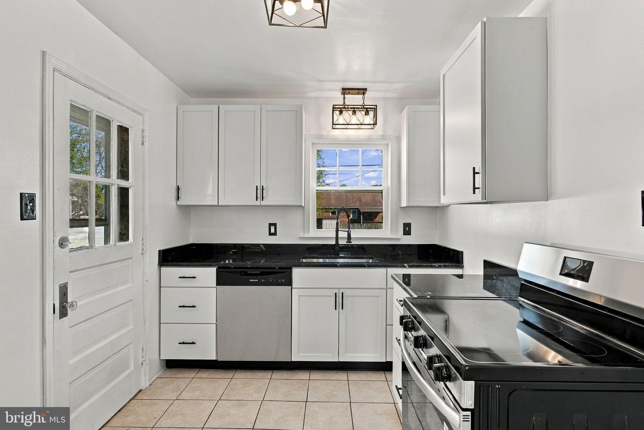 303 GREYSTONE ROAD