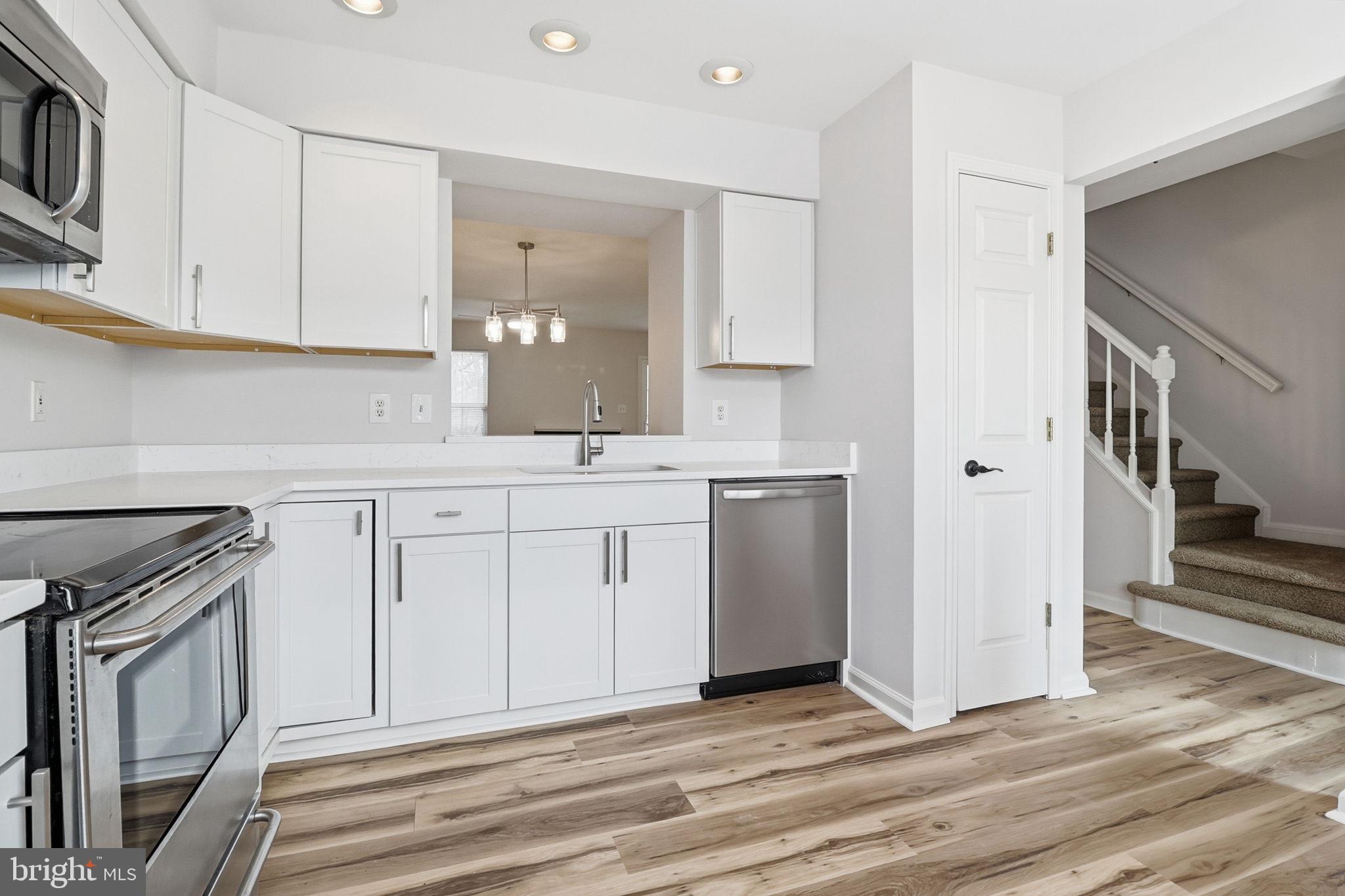 SOUTH COVE - Residential