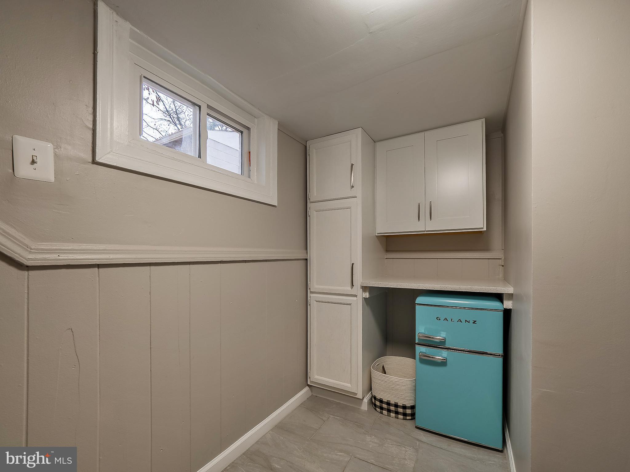 LANDOVER HILLS - Residential