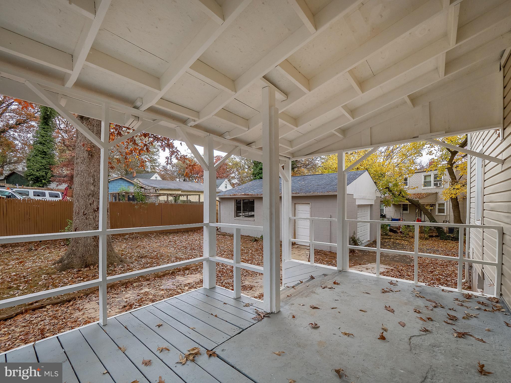 LANDOVER HILLS - Residential