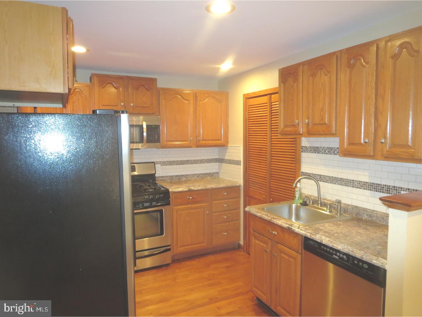 FAIRLESS HILLS - Residential