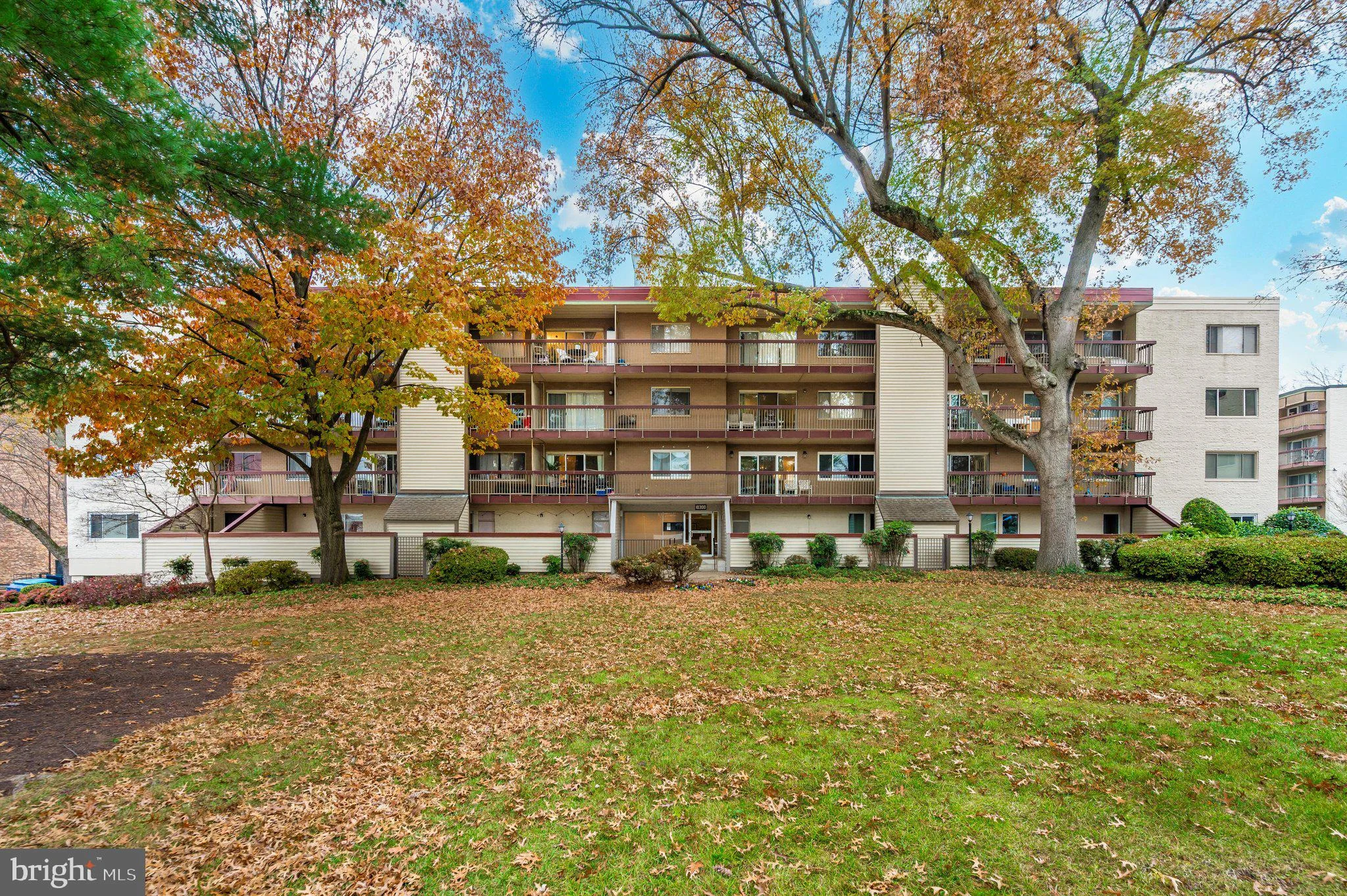 10300 Westlake Drive Unit P67, Bethesda, MD, 20817