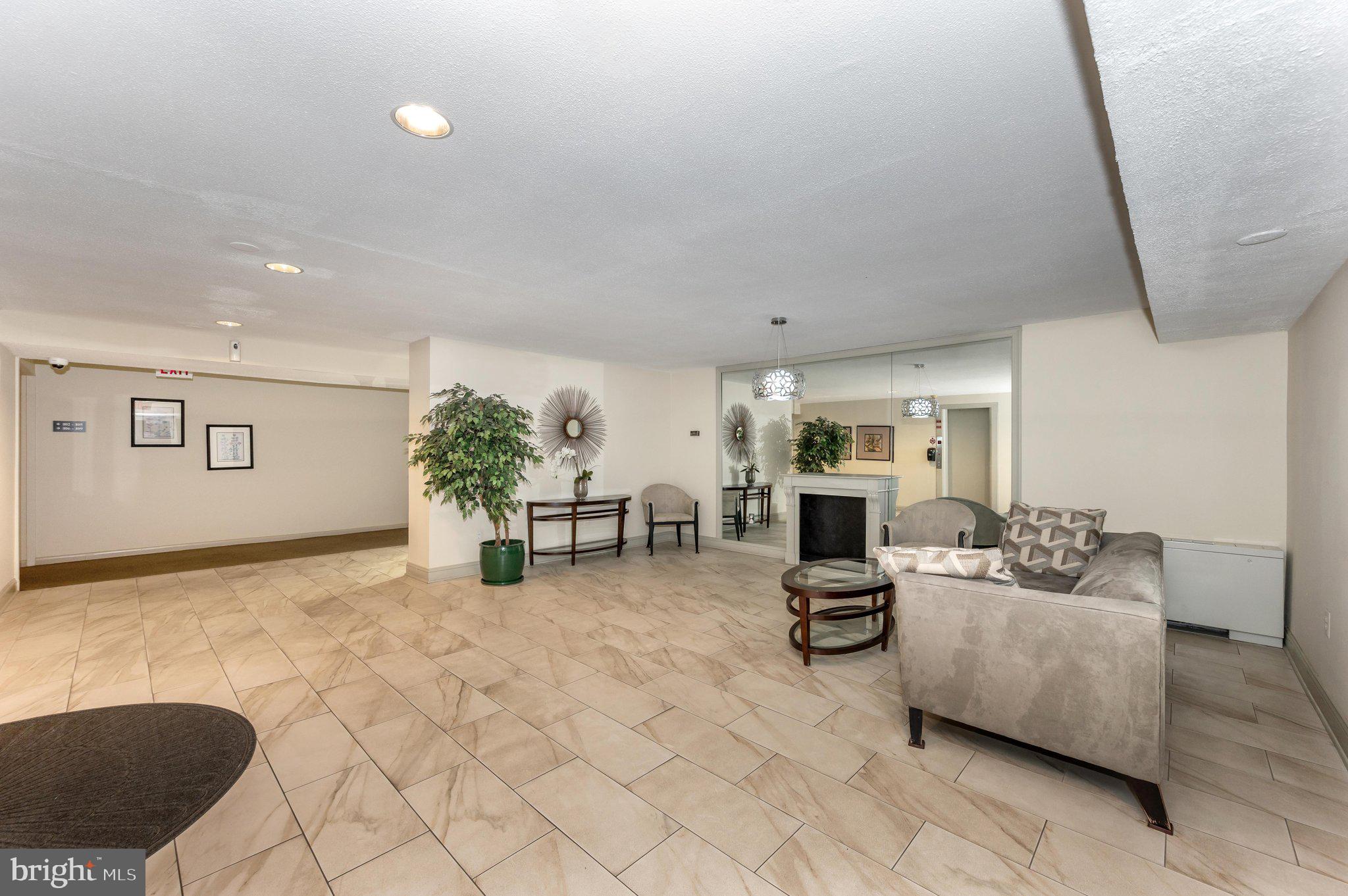 10300 WESTLAKE DRIVE P67