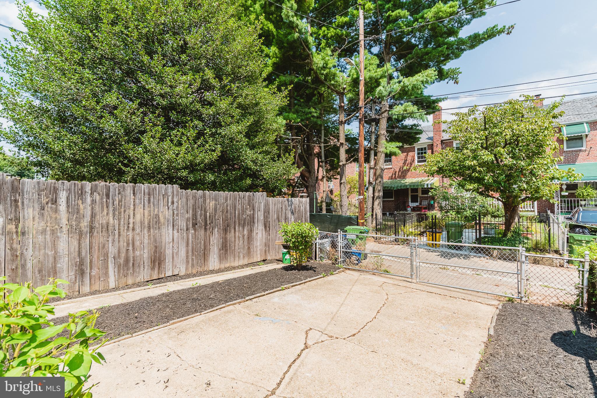 EDNOR GARDENS HISTORIC DISTRICT - Residential