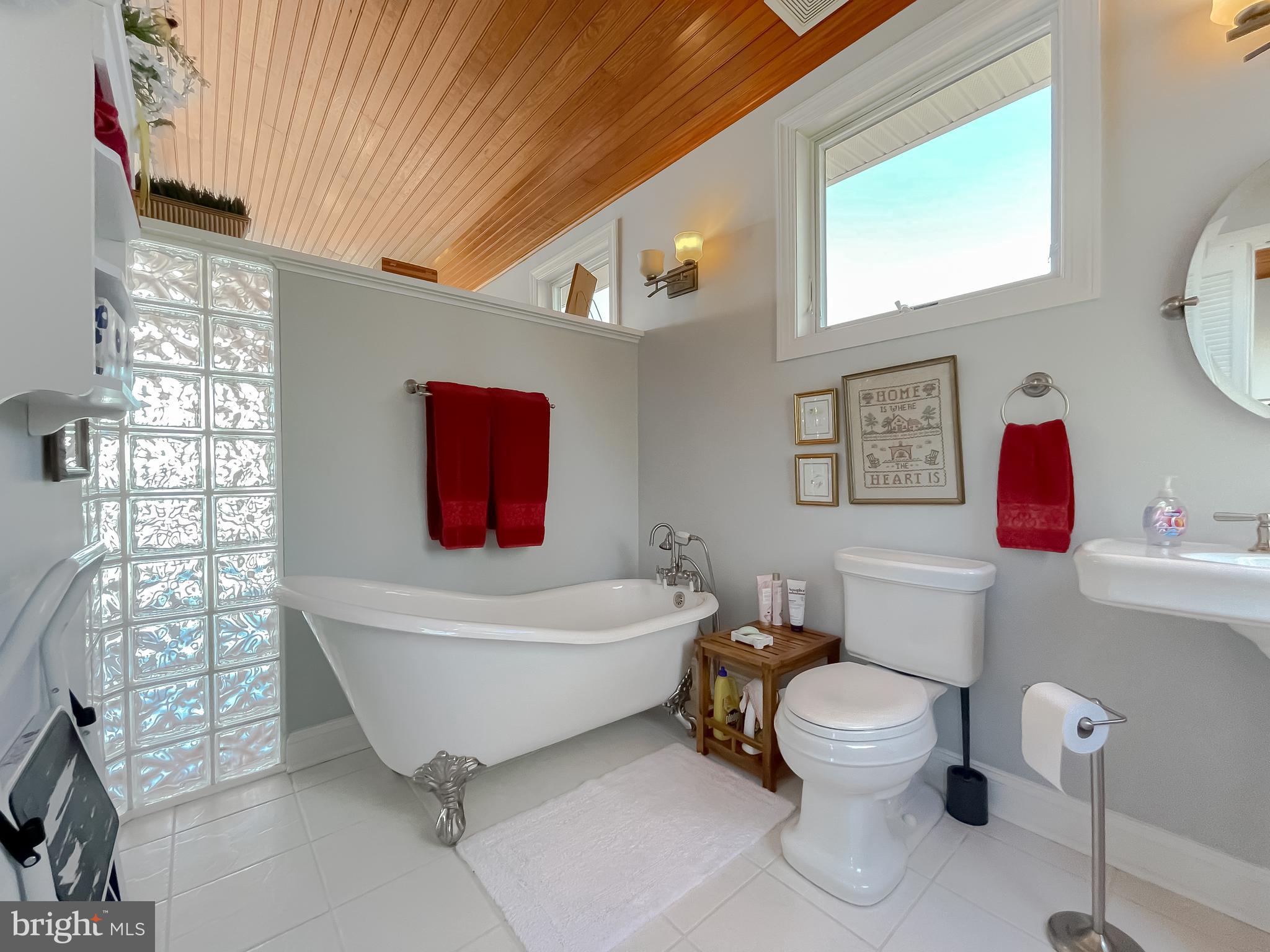 PRESTON POINT - Residential