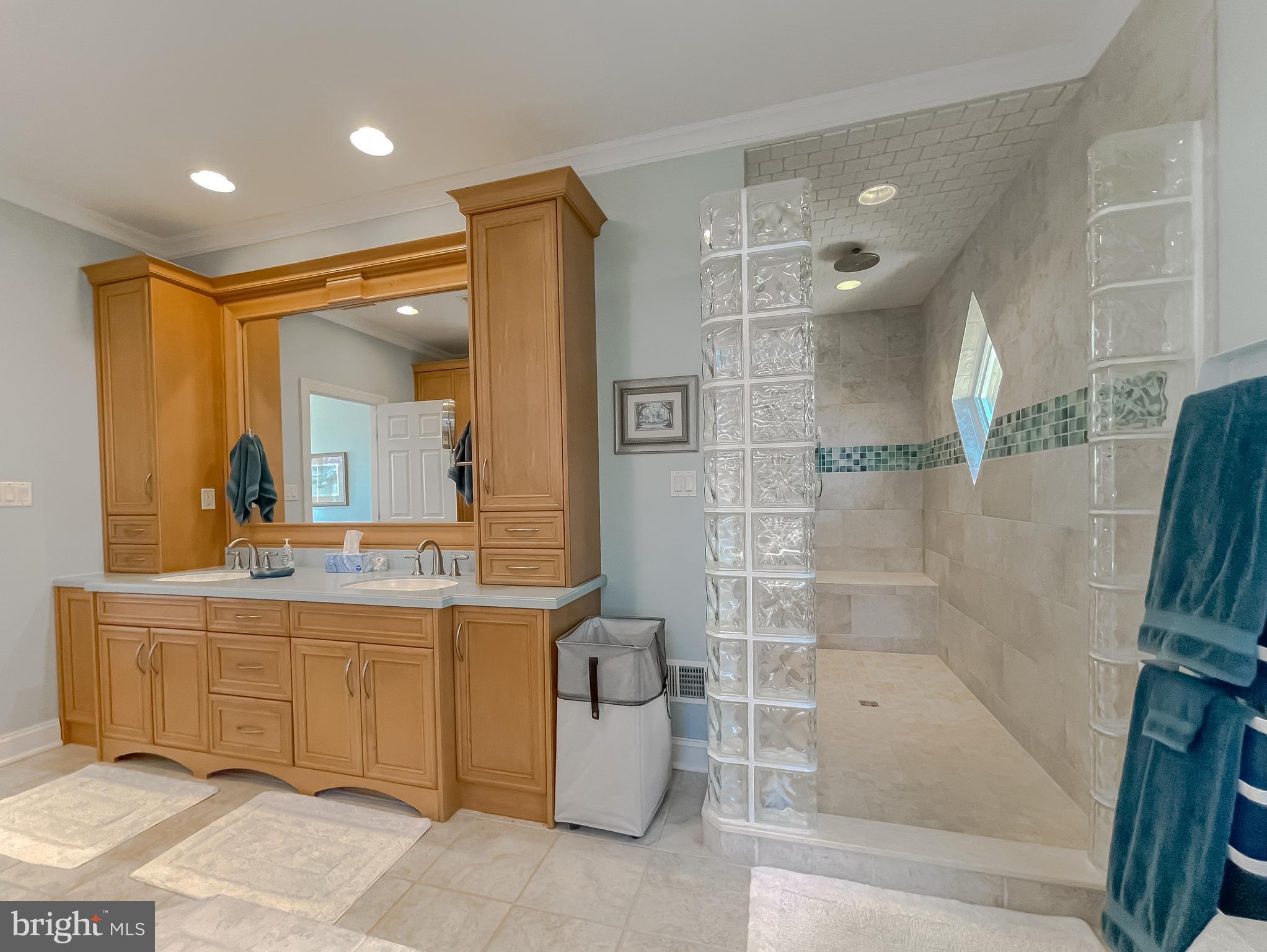 PRESTON POINT - Residential