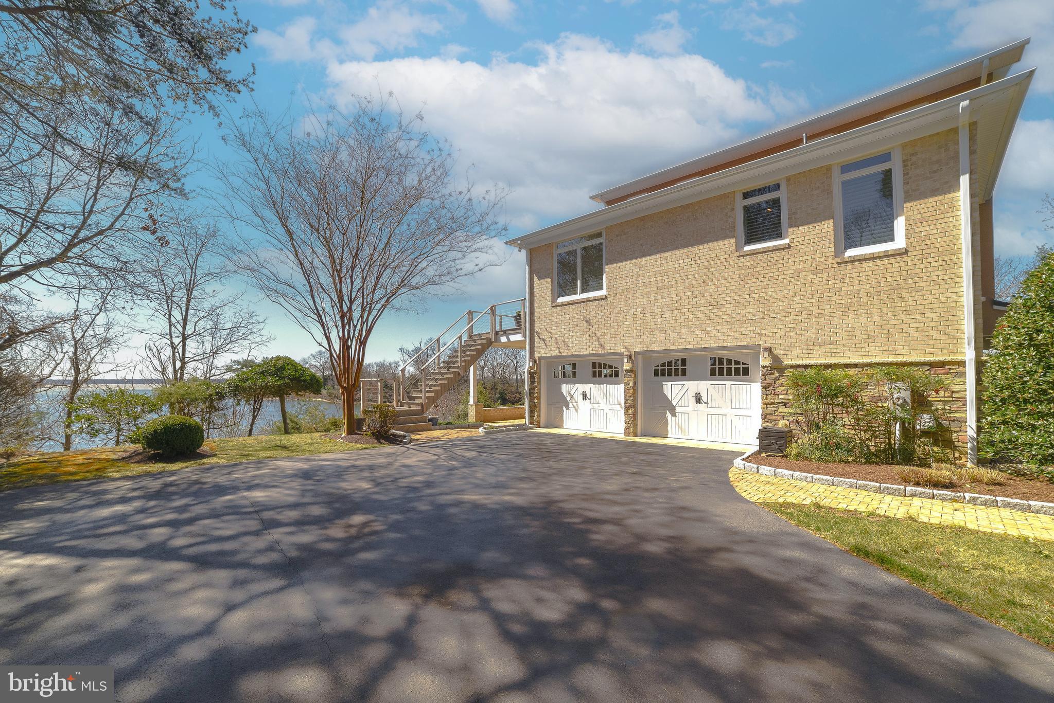 PRESTON POINT - Residential