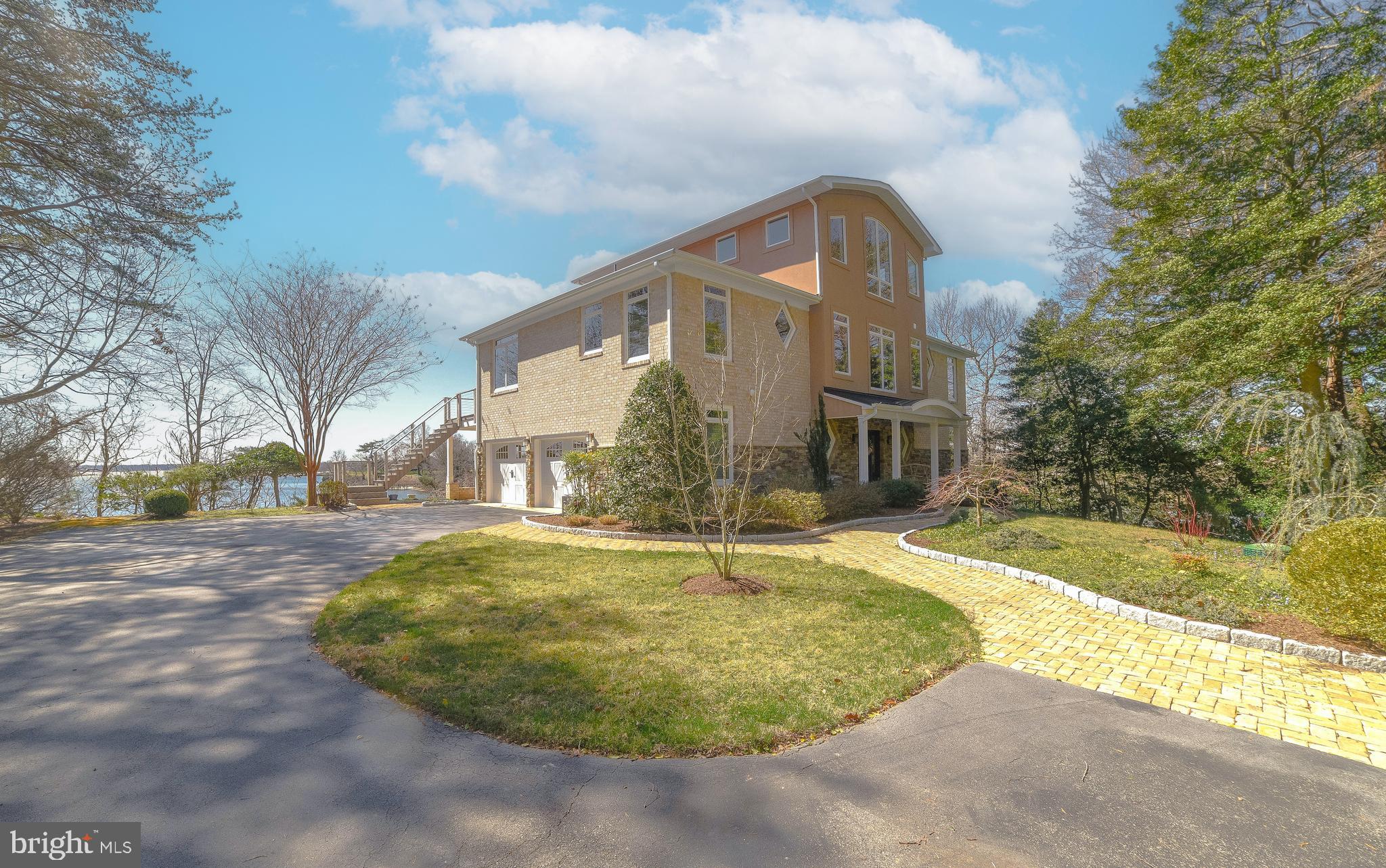 PRESTON POINT - Residential