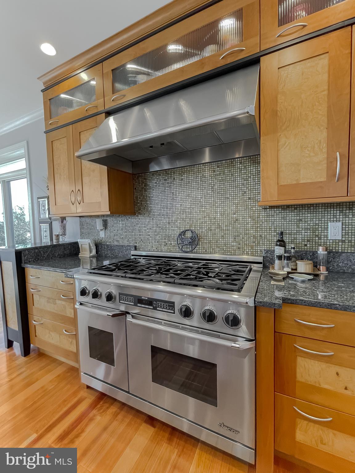 PRESTON POINT - Residential