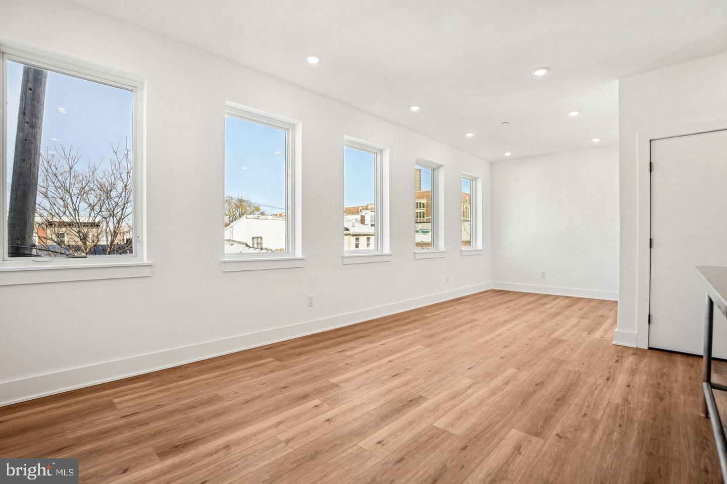 2456 FRANKFORD AVENUE 9