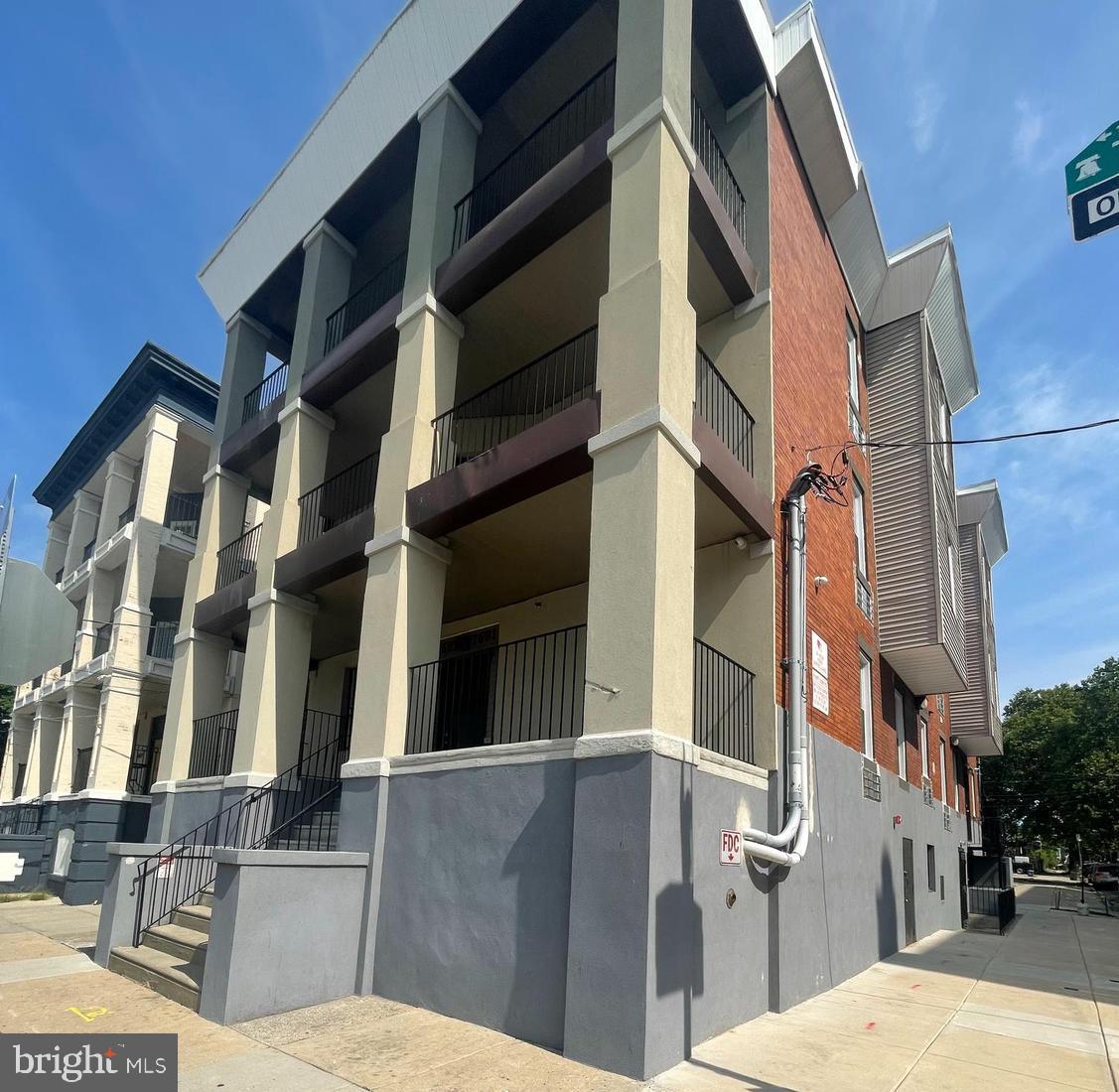 PHILADELPHIA - Residential Lease