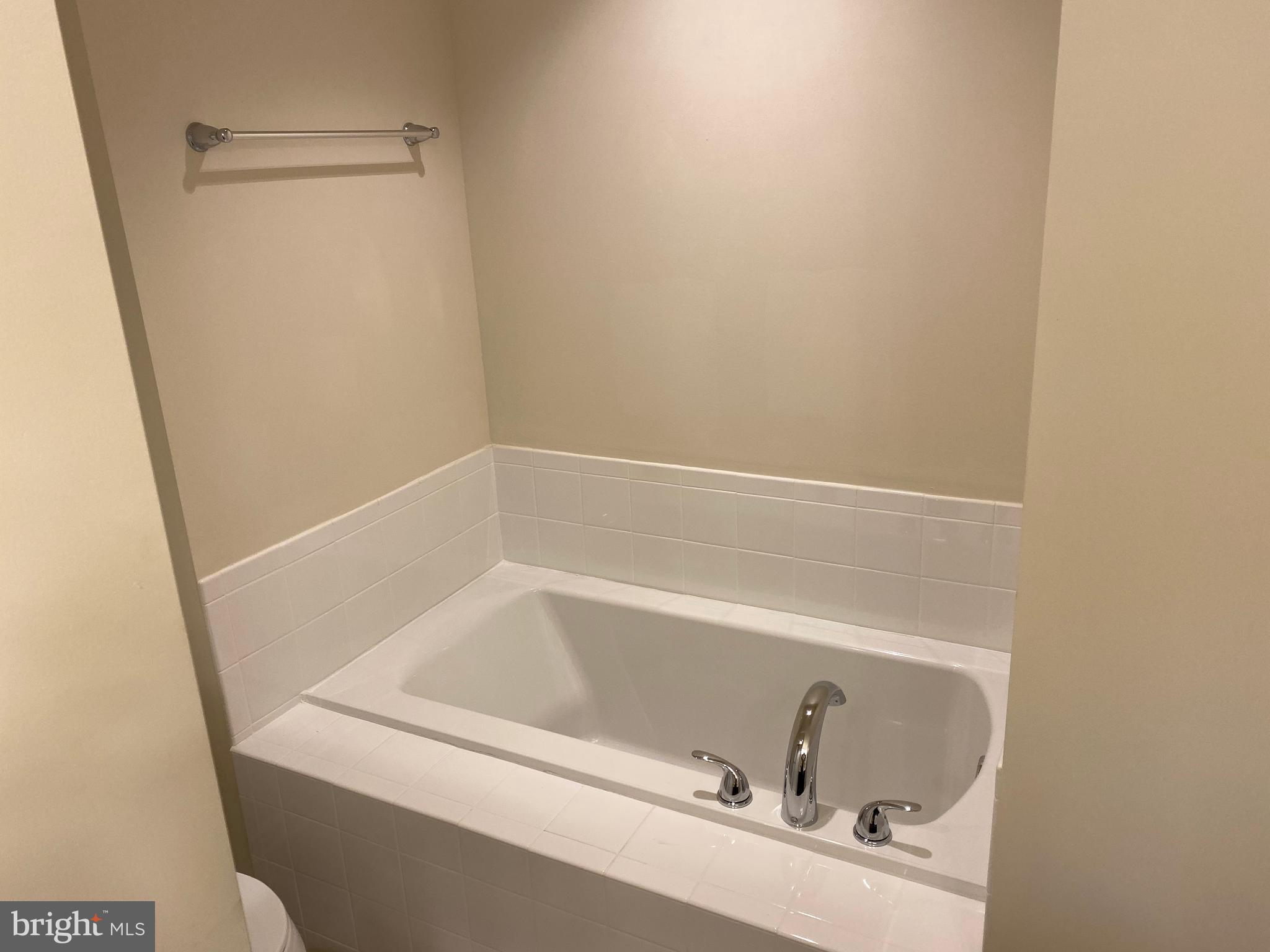 STONEBROOK VILLAGE - Residential