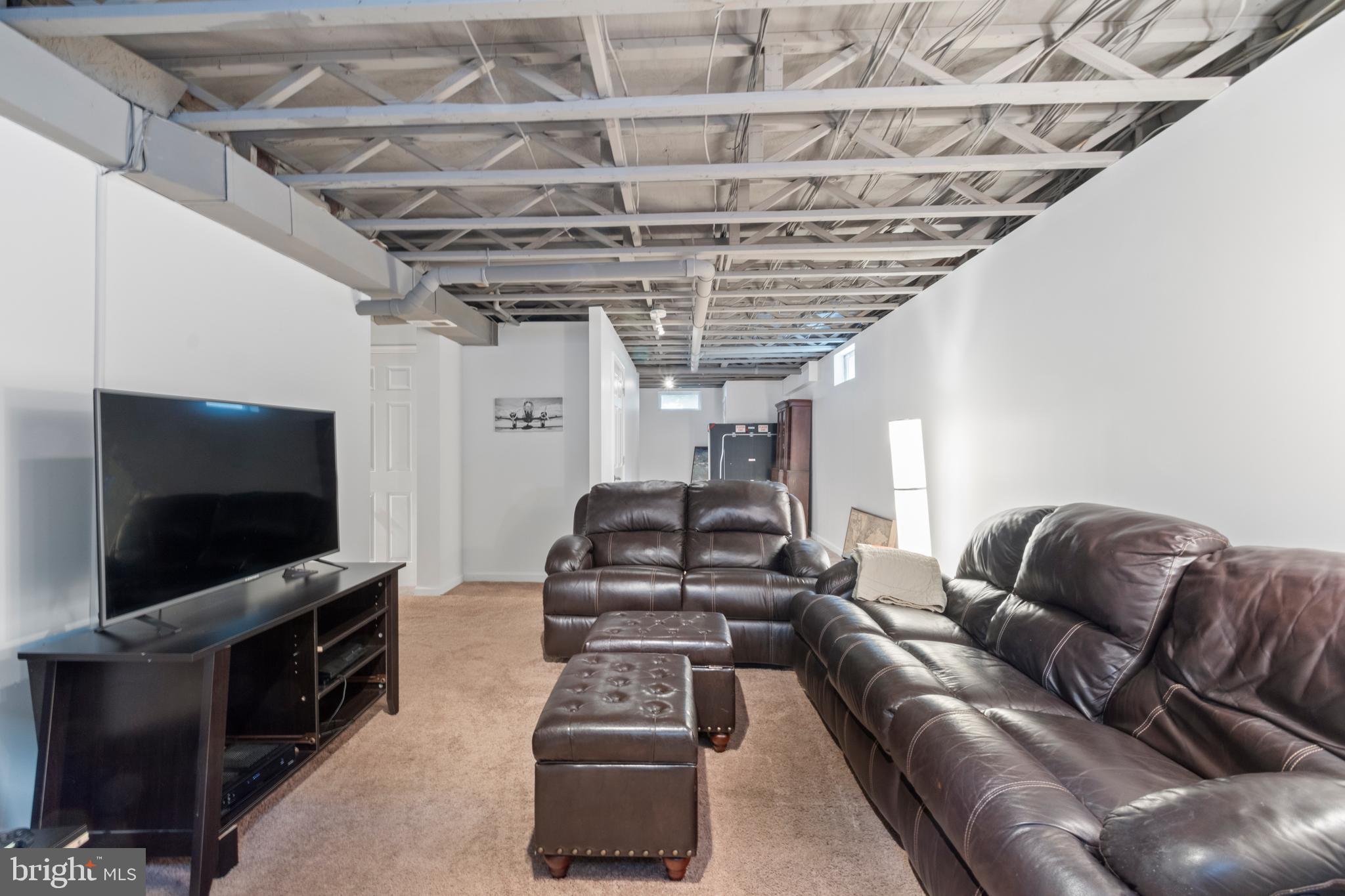 REISTERSTOWN - Residential