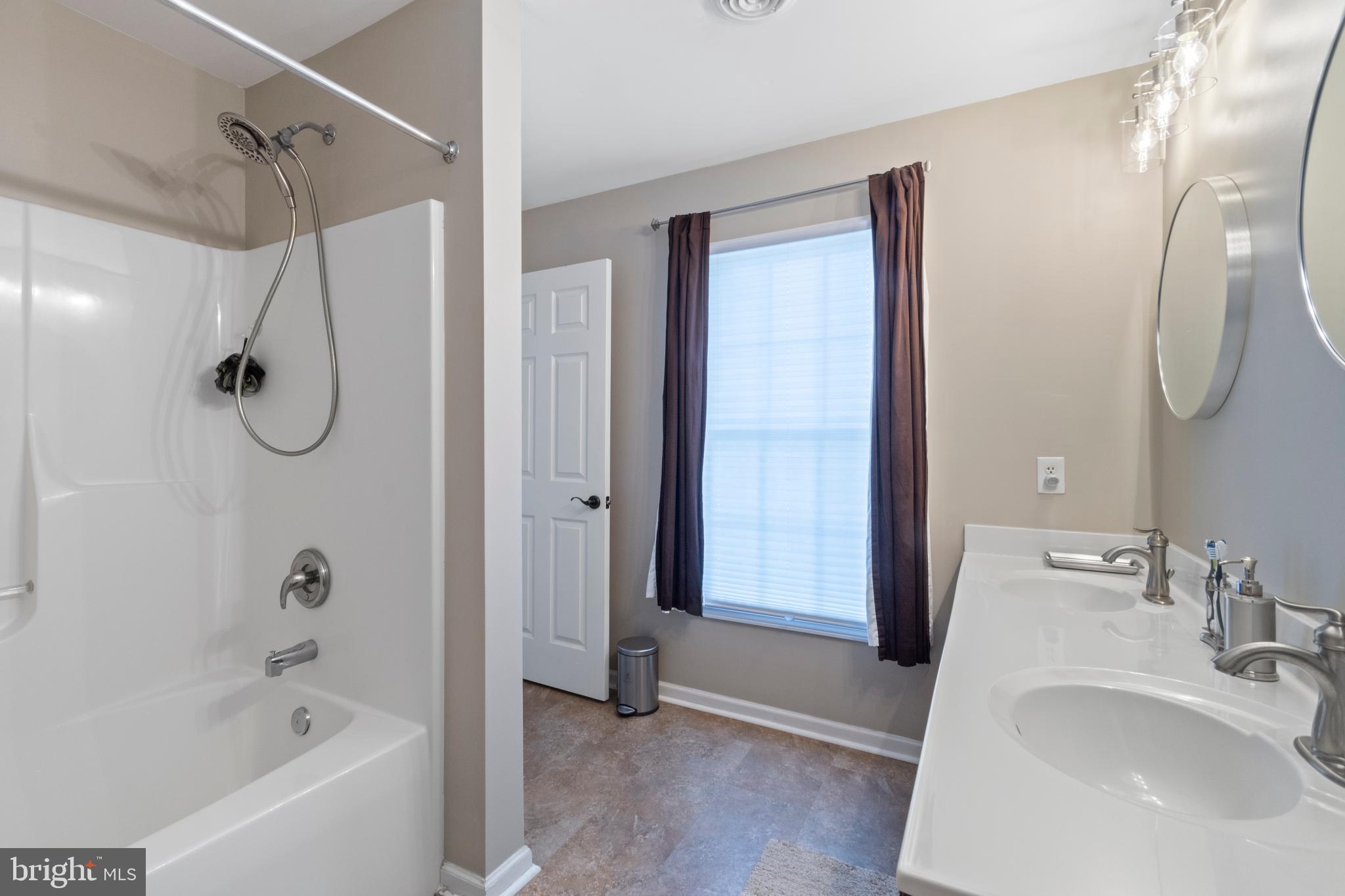 REISTERSTOWN - Residential